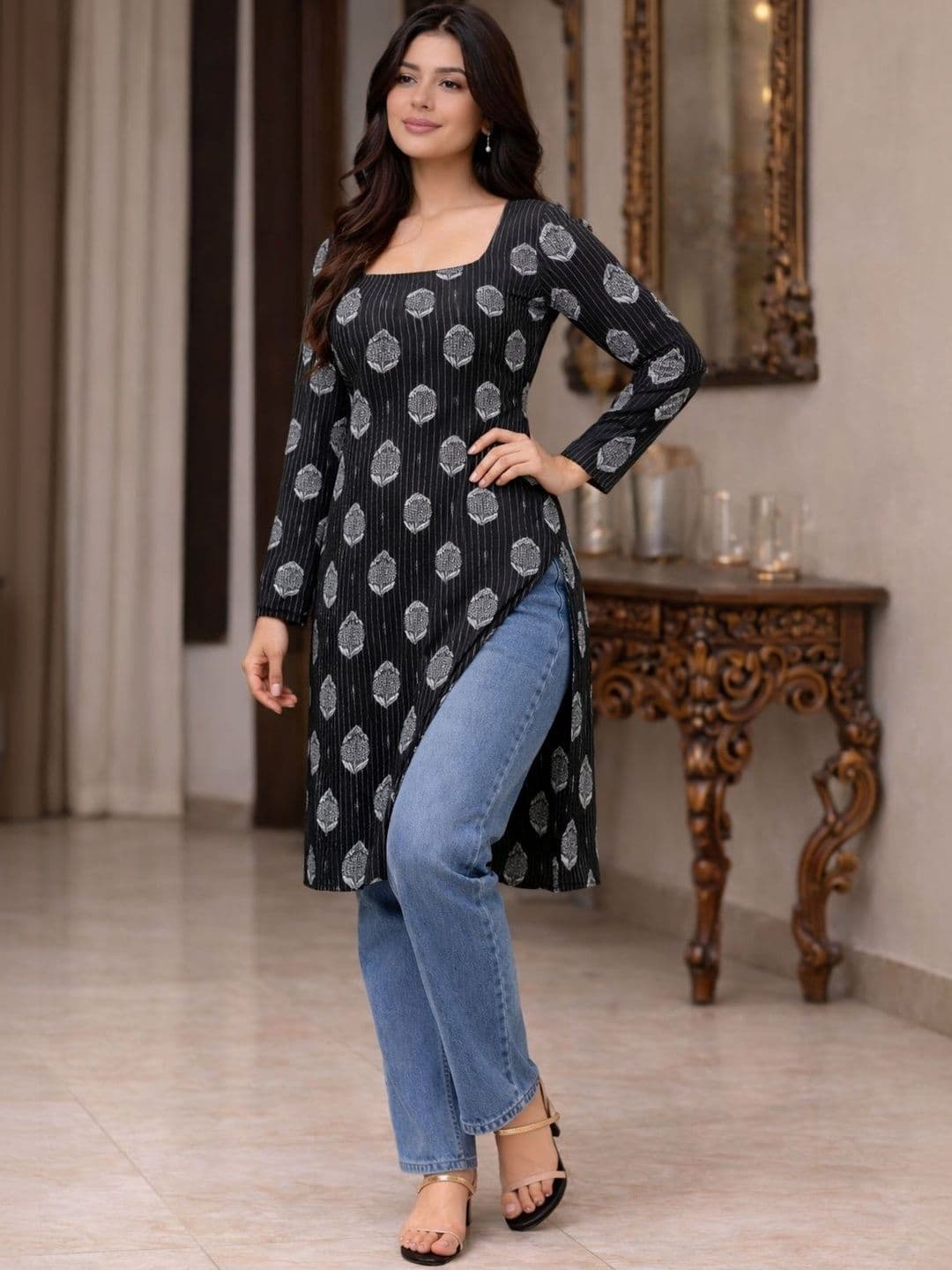 HIBIKI Women Striped Kurta - view 1
