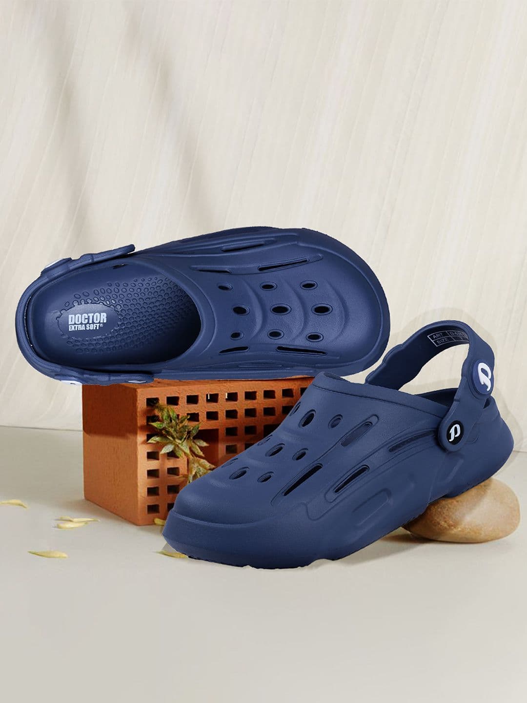 DOCTOR EXTRA SOFT Men Self Design Premium Clogs - view 1