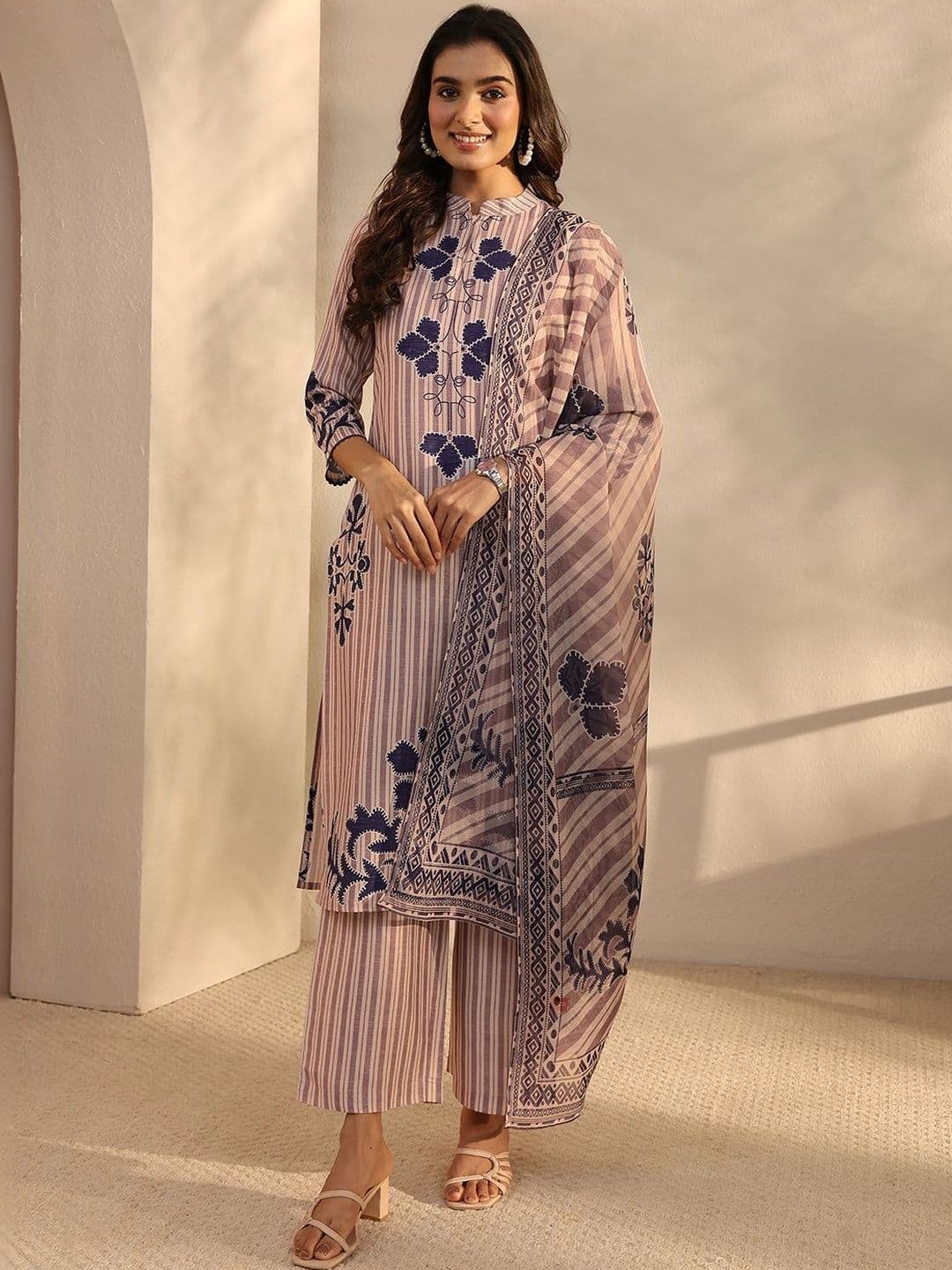 Libas Women Printed Regular Kurta with Trousers & With Dupatta - view 1