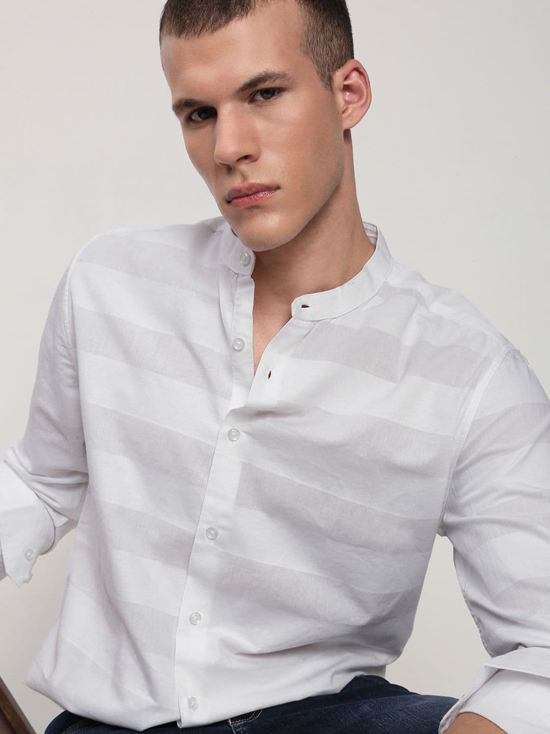 SHOWOFFFF Men Comfort Slim Fit Striped Casual Shirt - view 1