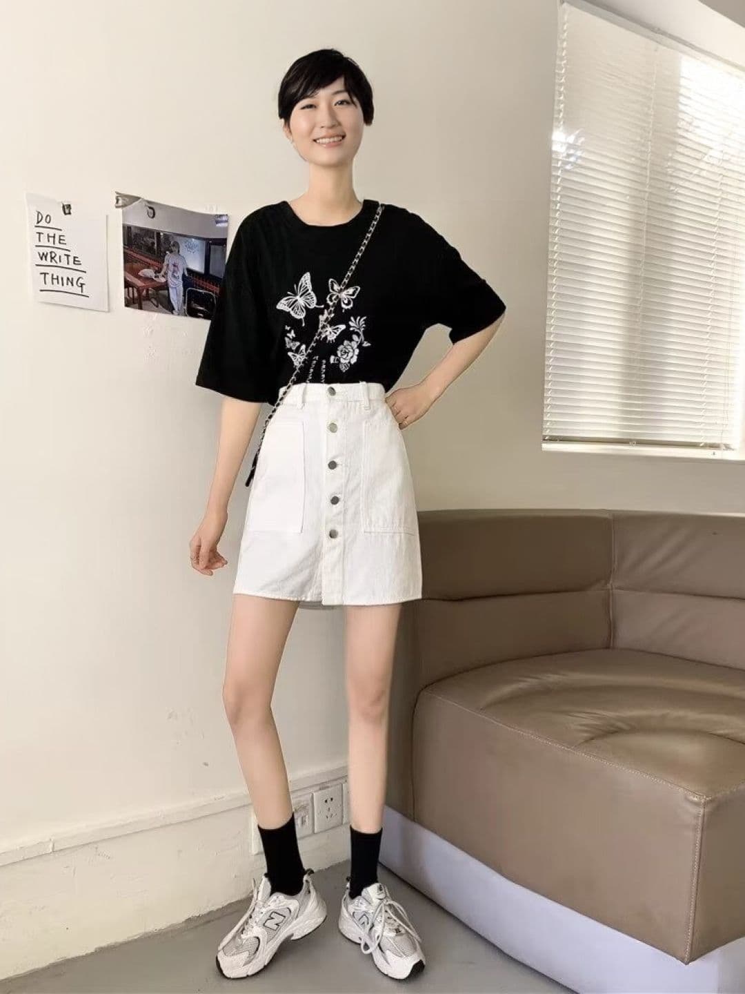Suo Women Above Knee A-Line Skirt - view 1