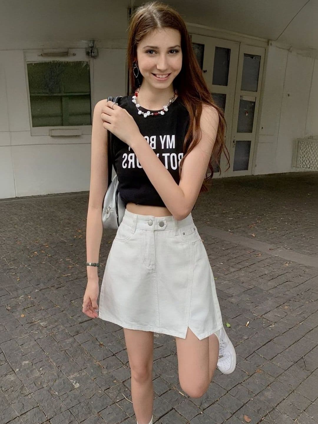 Suo Women Cotton Side Slit Above Knee A-Line Skirt - view 1