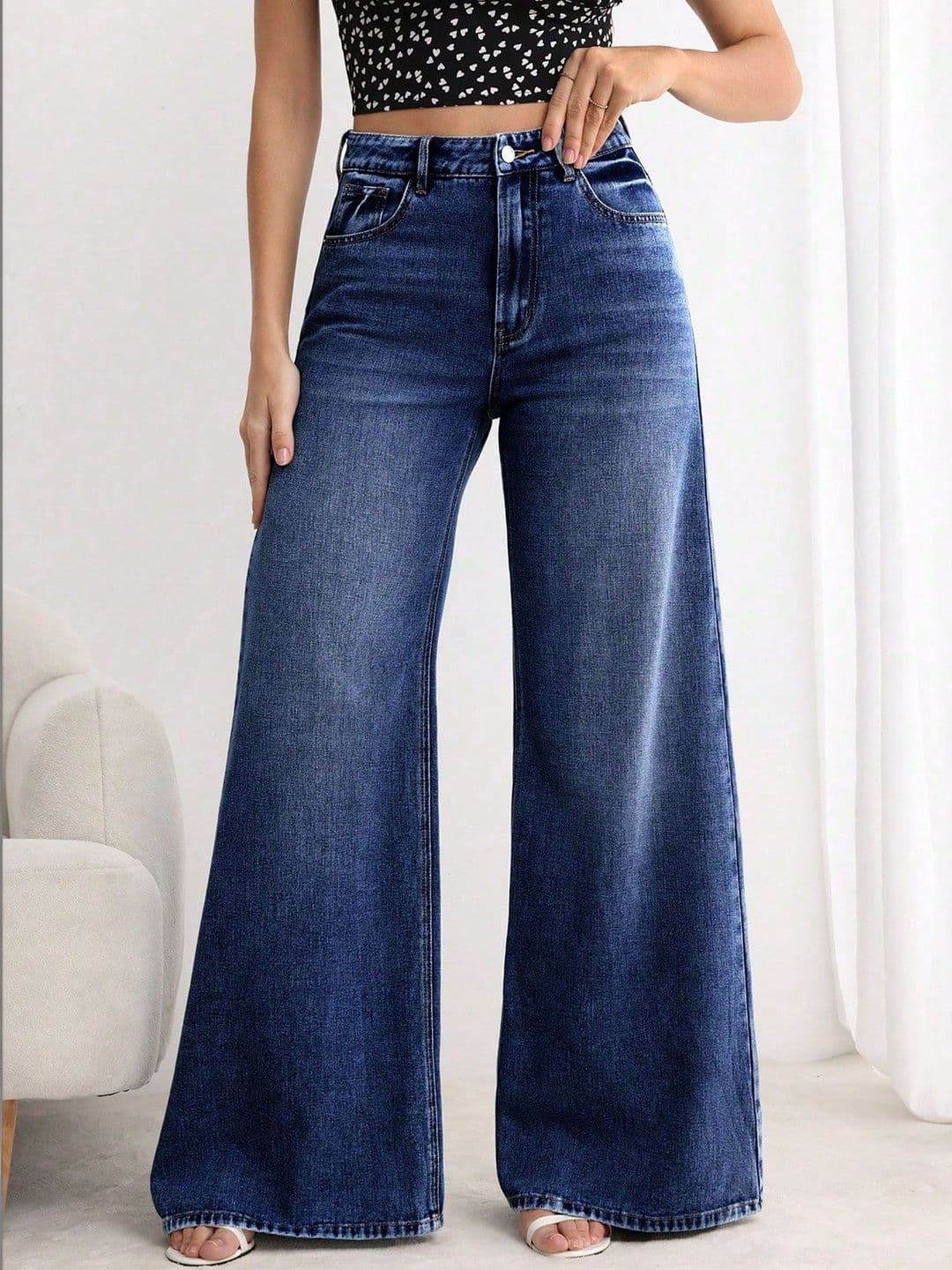 The Roadster Lifestyle Co Women High Rise Clean Look Relaxed Fit Jeans - view 1