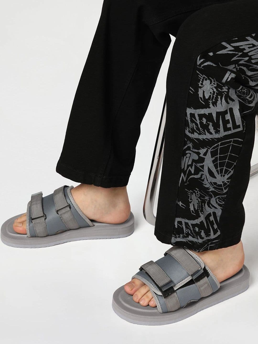 Bewakoof Men's Grey Motocab Velcro Sandals - view 1