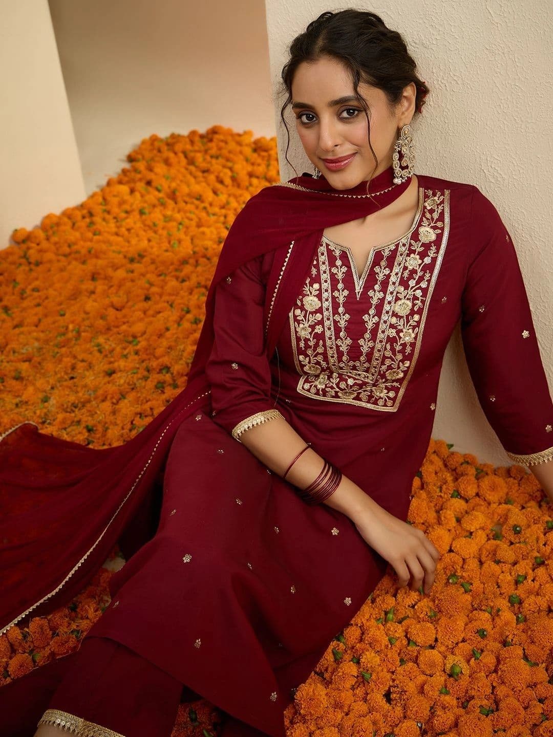 Janasya Women Ethnic Motifs Embroidered Regular Gotta Patti Chanderi Silk Kurta with Trousers & With Dupatta - view 1