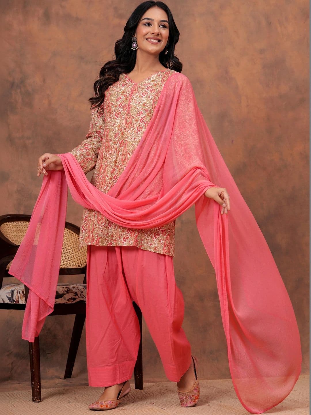 GAYRAA Women Paisley Printed Regular Pure Cotton Kurta with Patiala & With Dupatta - view 1