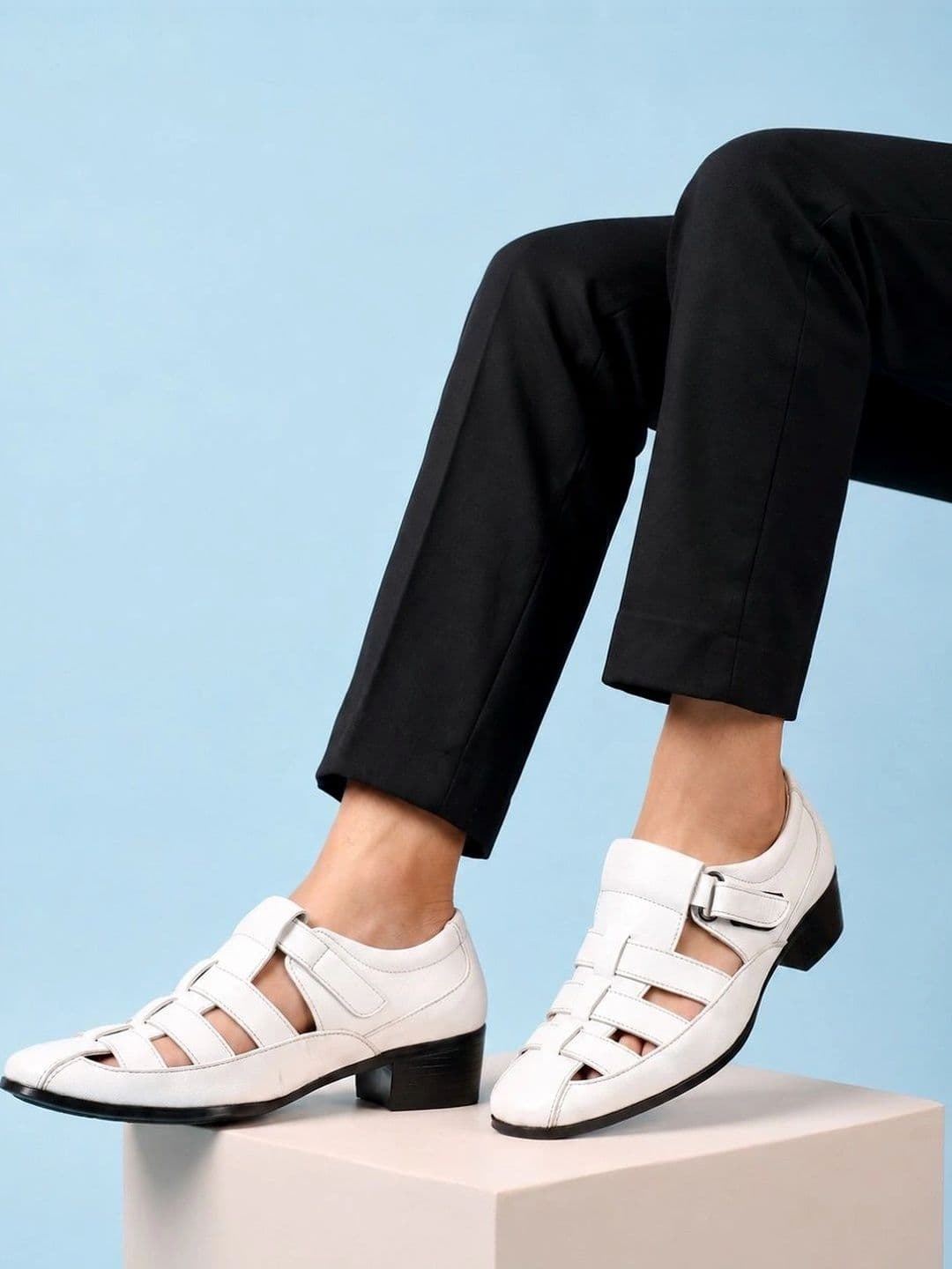 Bxxy Men Buckle Details Fisherman Elevator Sandals - view 1