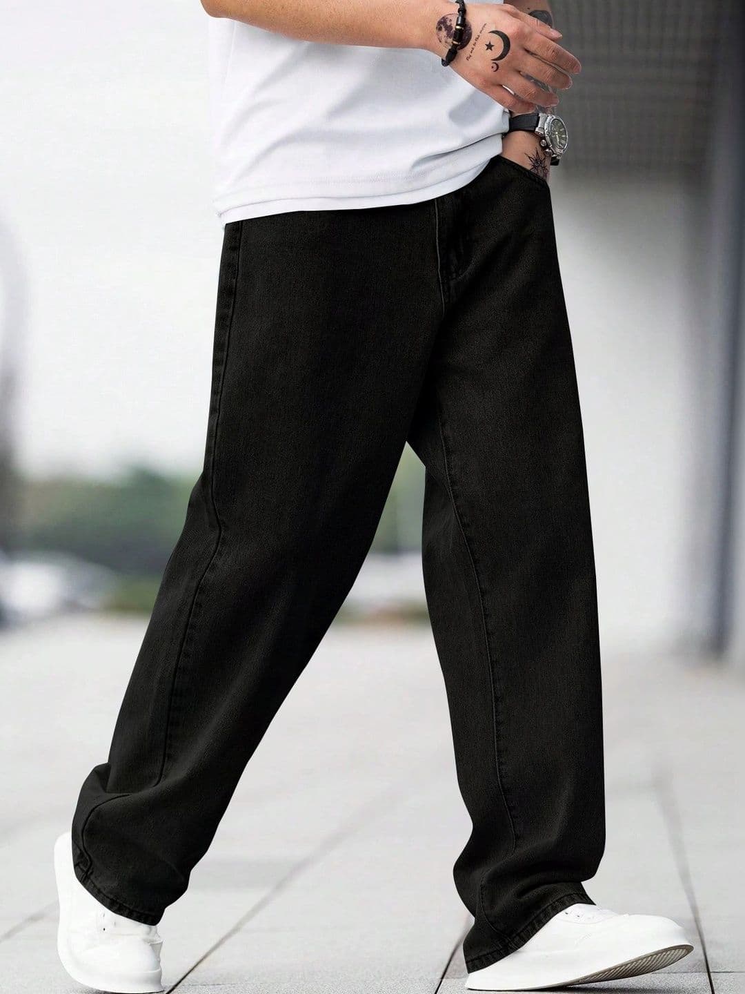 Classic Torch Men Loose Relaxed Fit Mid-Rise Jeans - view 1