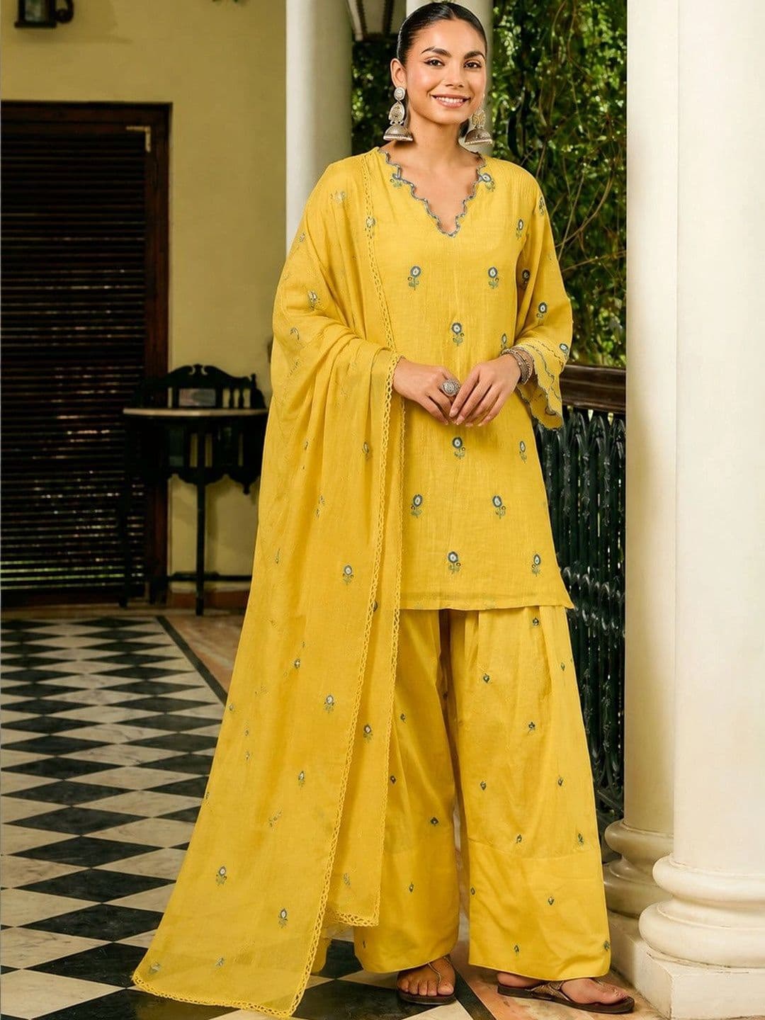 PAHEL FASHION Women Ethnic Motifs Embroidered Regular Thread Work Kurta with Palazzos & With Dupatta - view 1