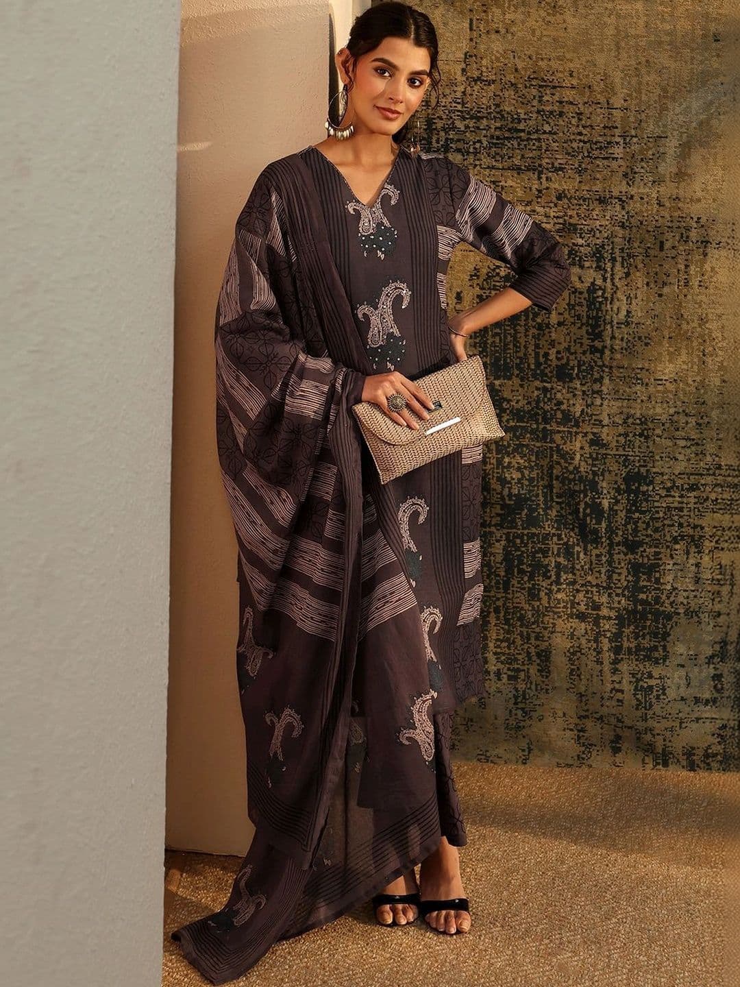 Libas Women Ethnic Motifs Printed Regular Kurta with Trousers & With Dupatta - view 1