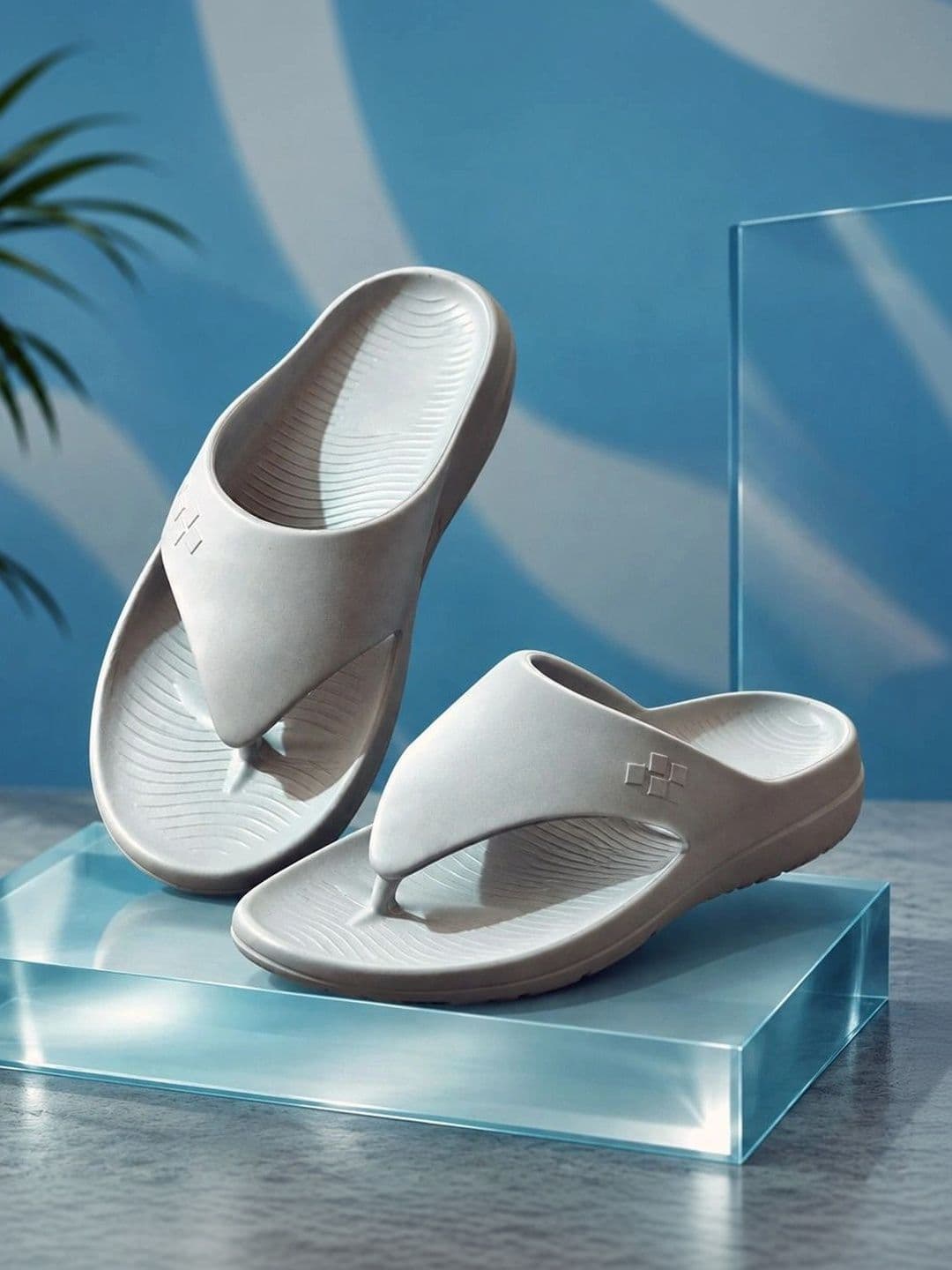 NEW ORANIE Men Thong Flip-Flops - view 1