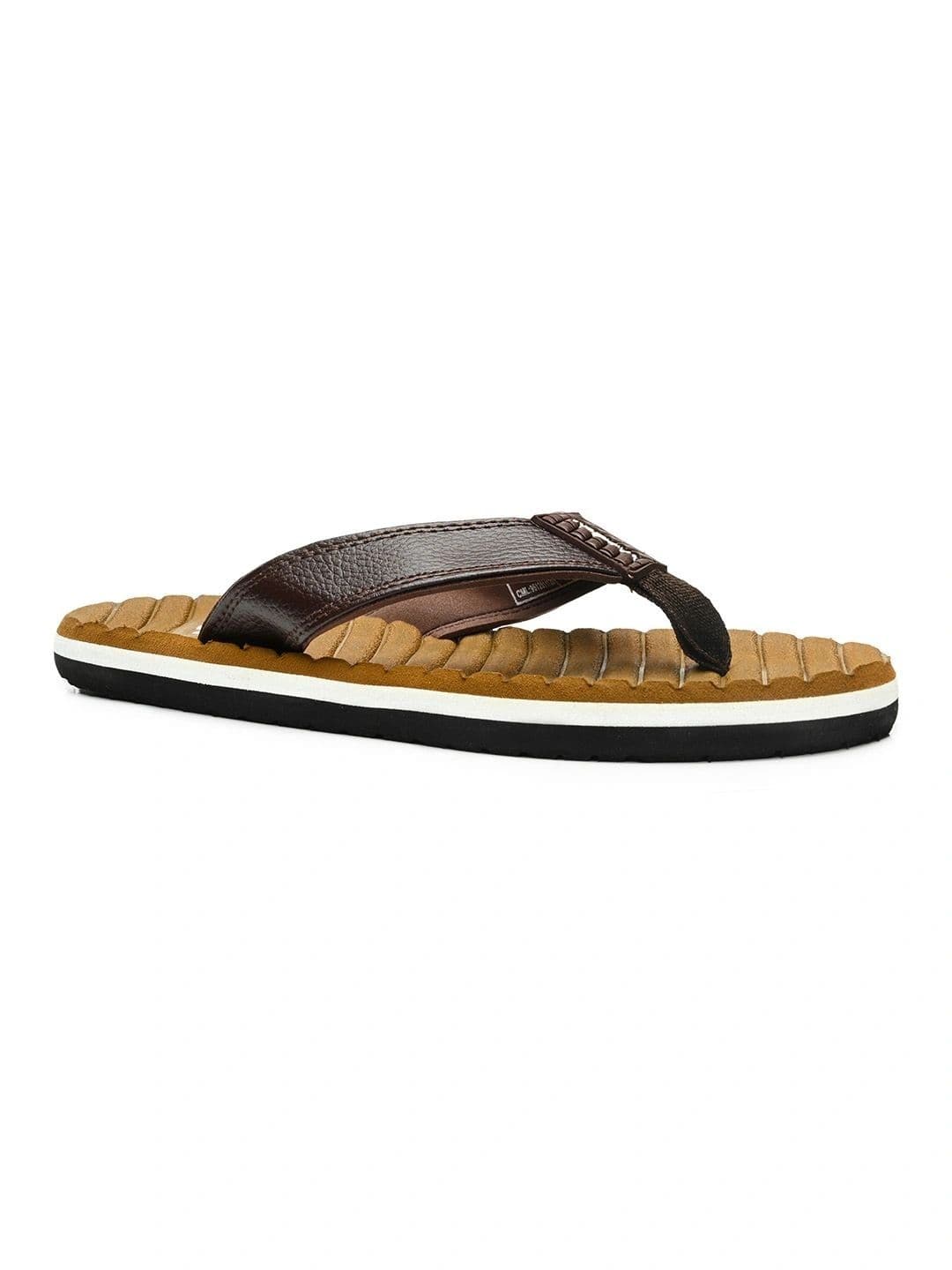 Trekiva Men Thong Flip-Flops - view 1