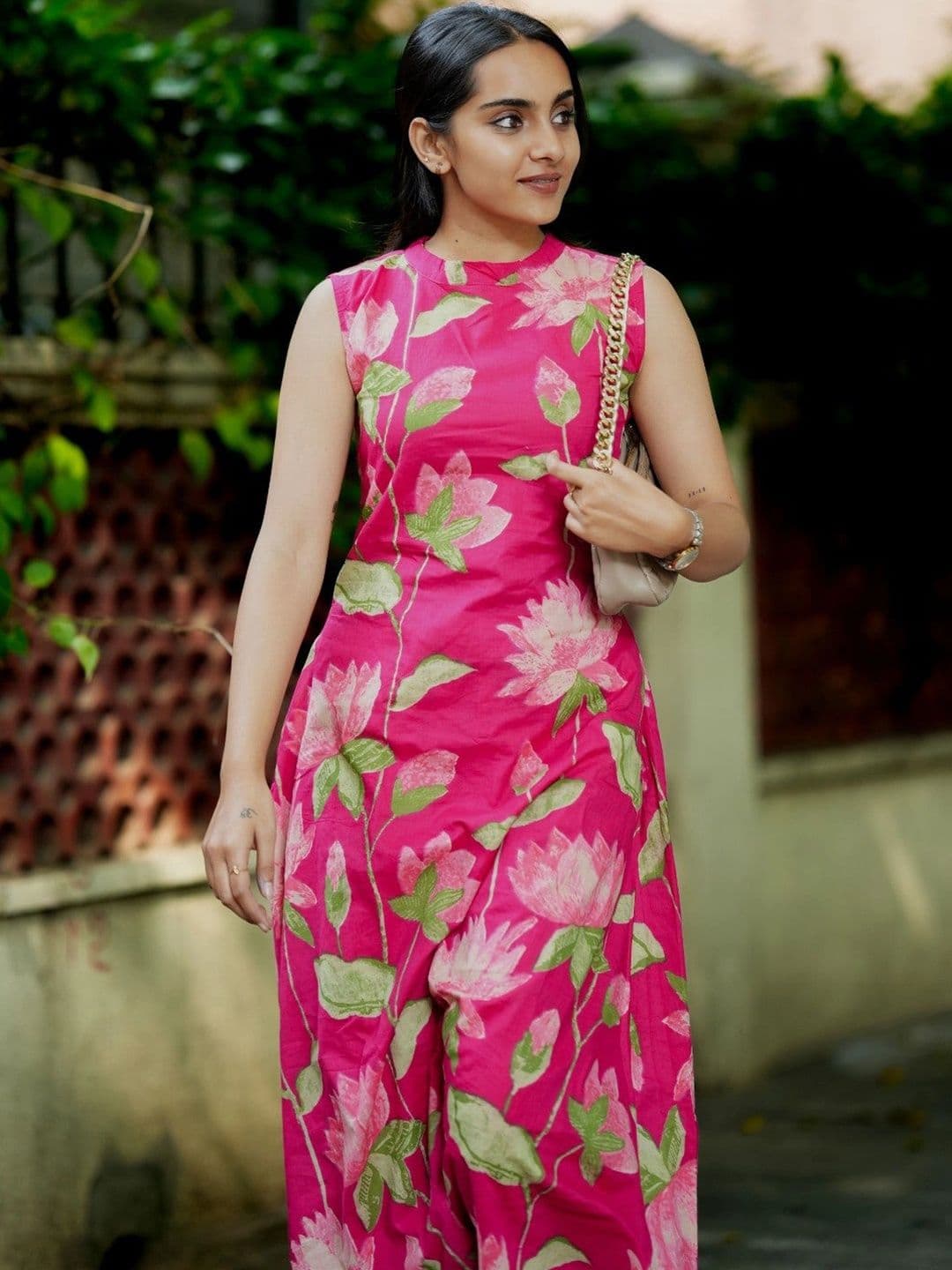 Sangria Women Floral Printed Regular Kurti with Palazzos - view 1