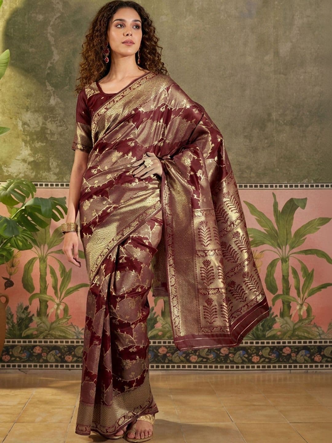 Sangria Woven Design Zari Silk Blend Designer Banarasi Saree - view 1