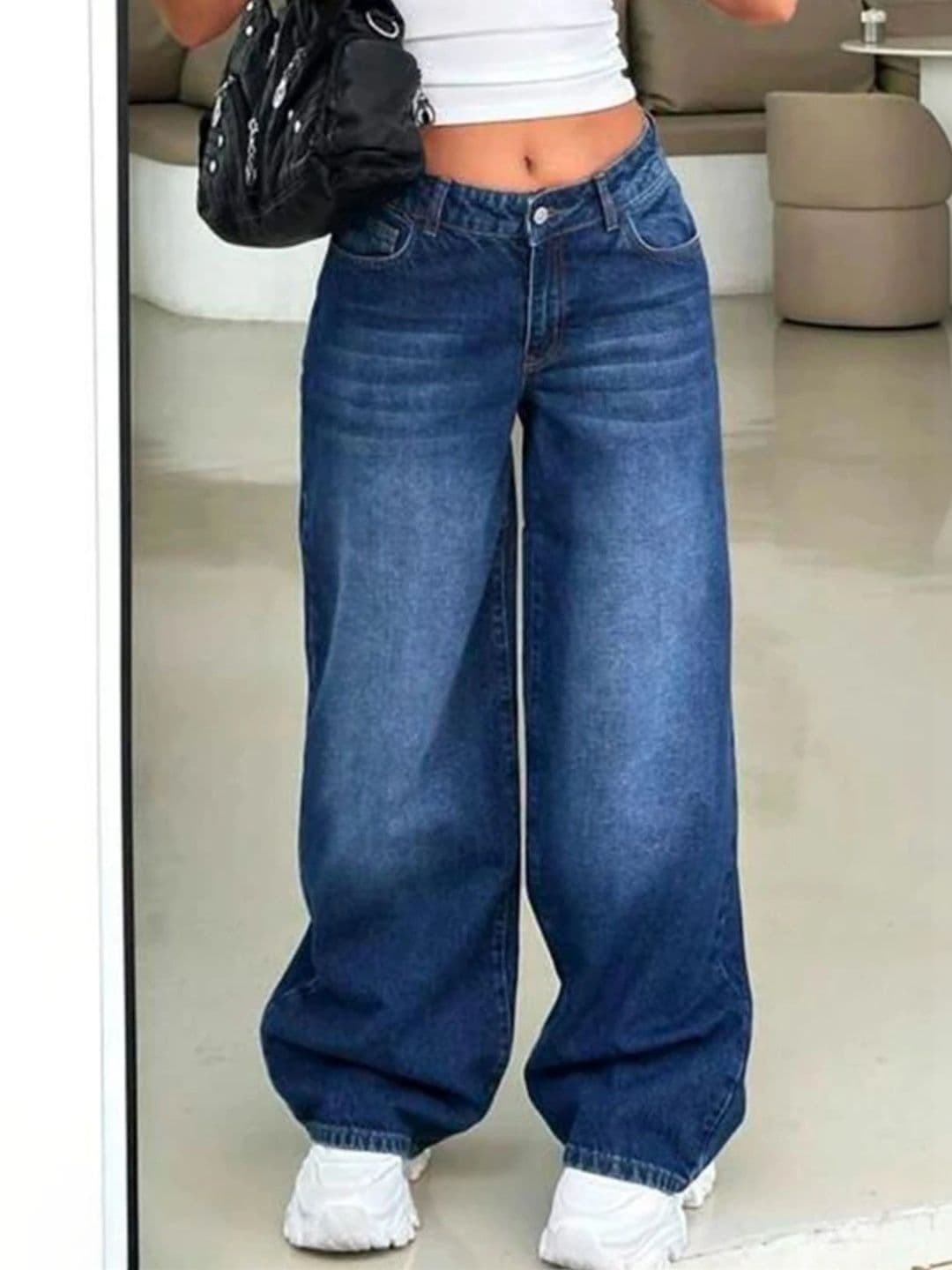 Mast & Harbour Women High-Rise Light Fade Jeans - view 1