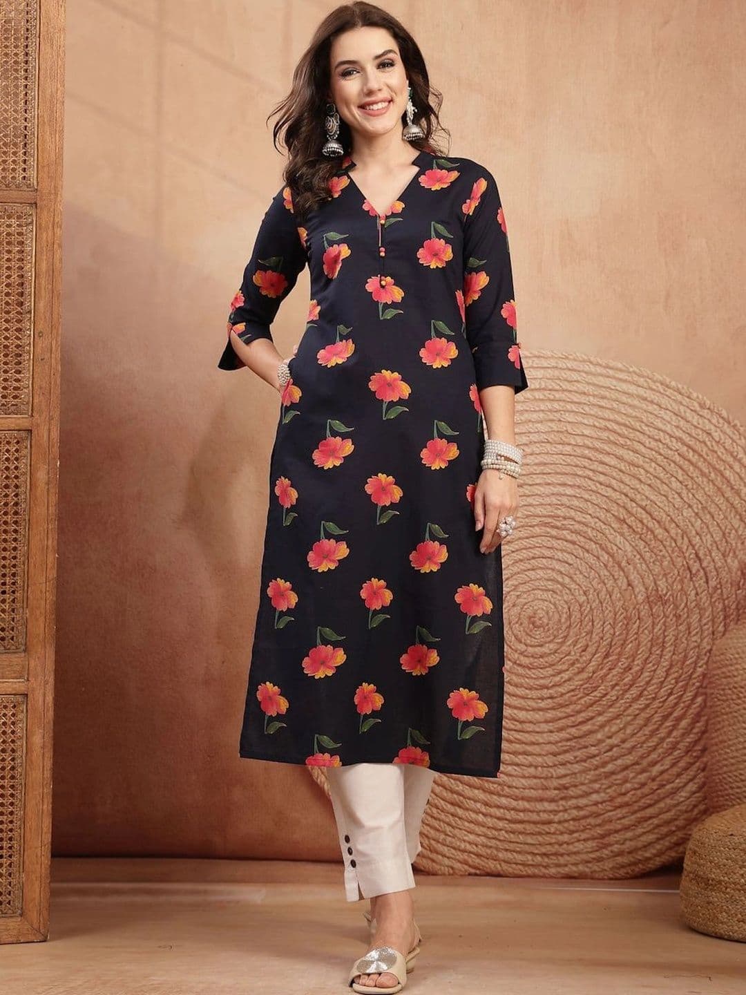 Sangria Women Floral Printed Floral Kurta - view 1