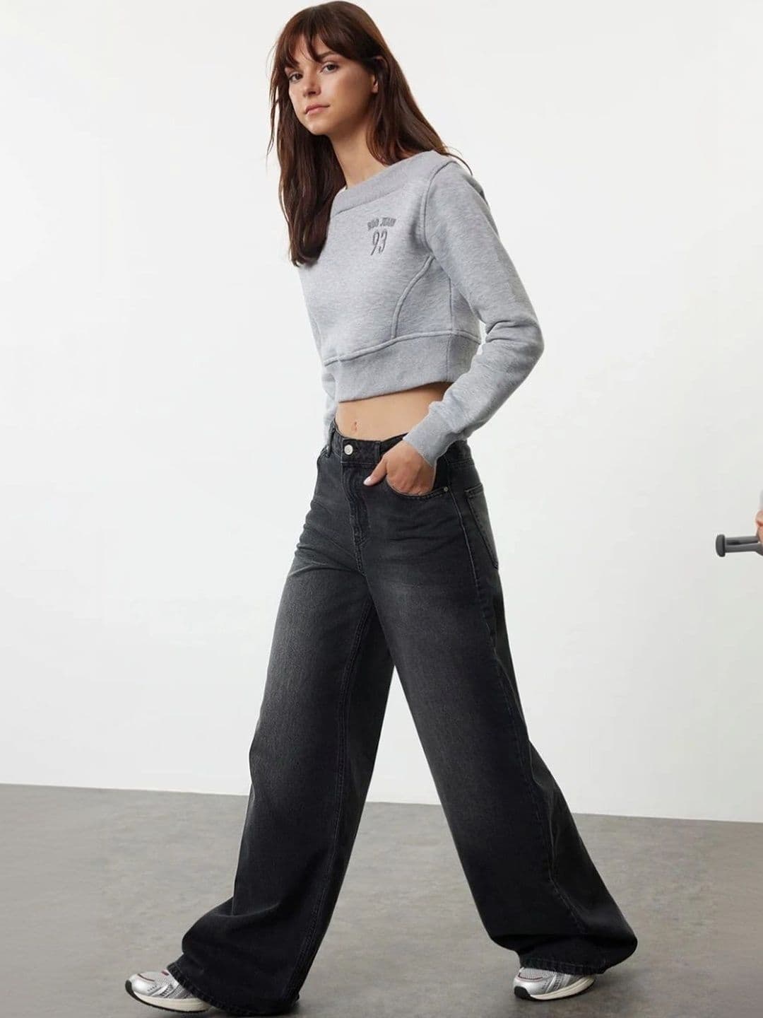Mast & Harbour Women High-Rise Light Fade Jeans - view 1