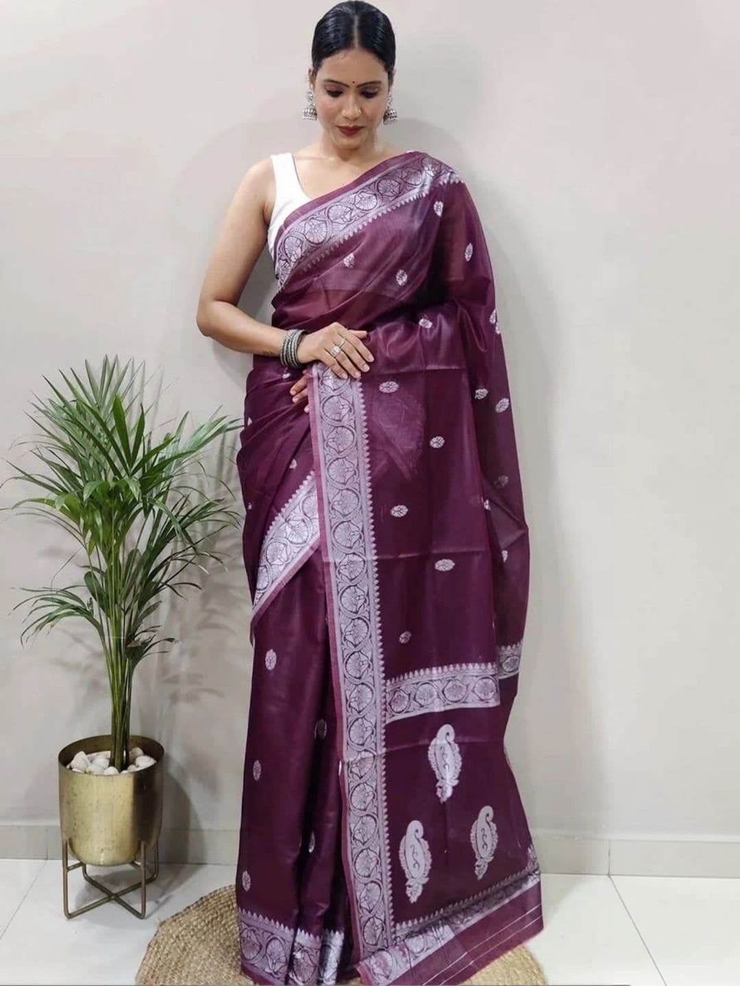 ADIANADI Woven Design Zari Silk Cotton Banarasi Saree - view 1