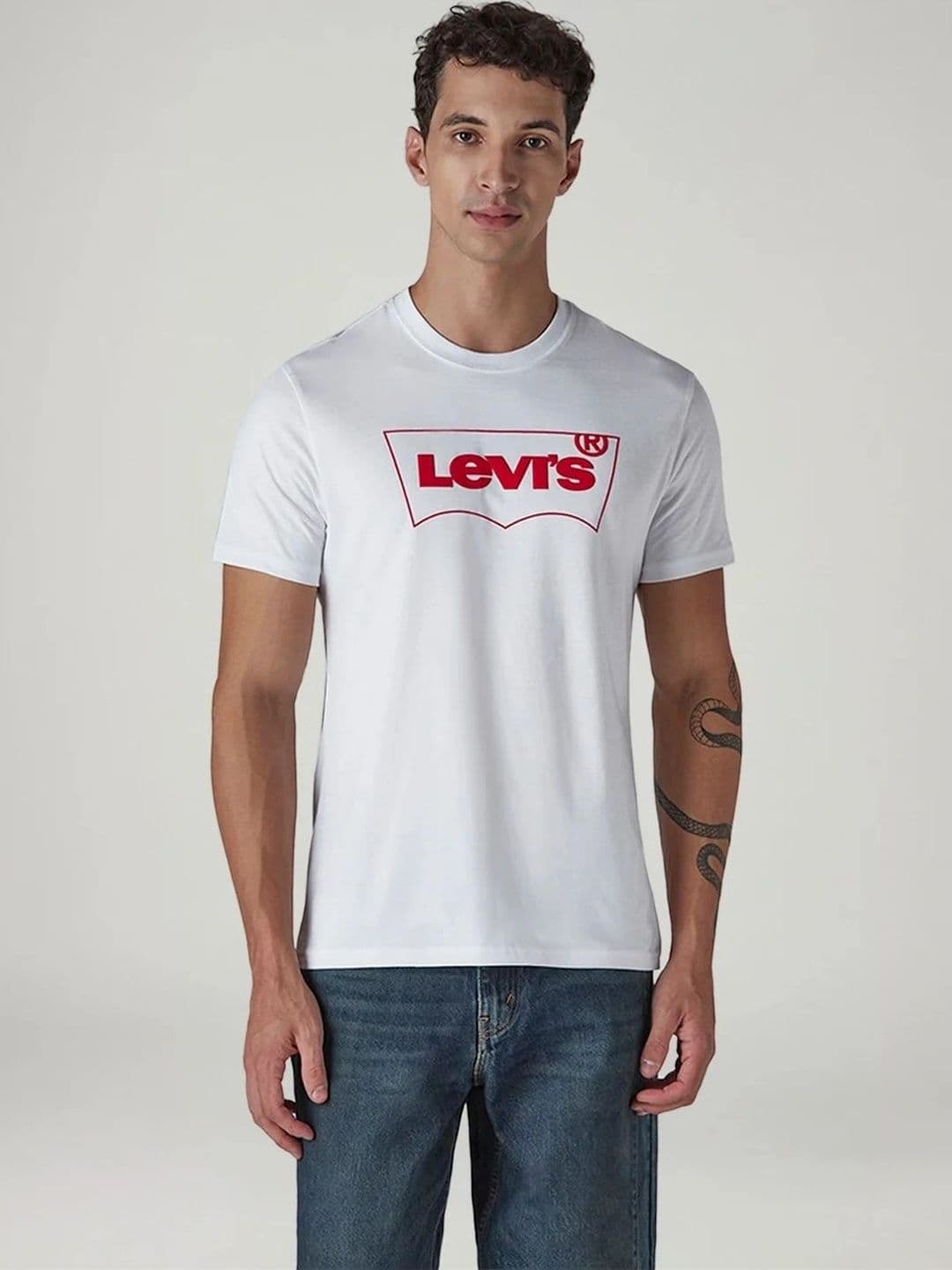 Levis Men Brand Logo Printed Slim Fit T-shirt - view 1