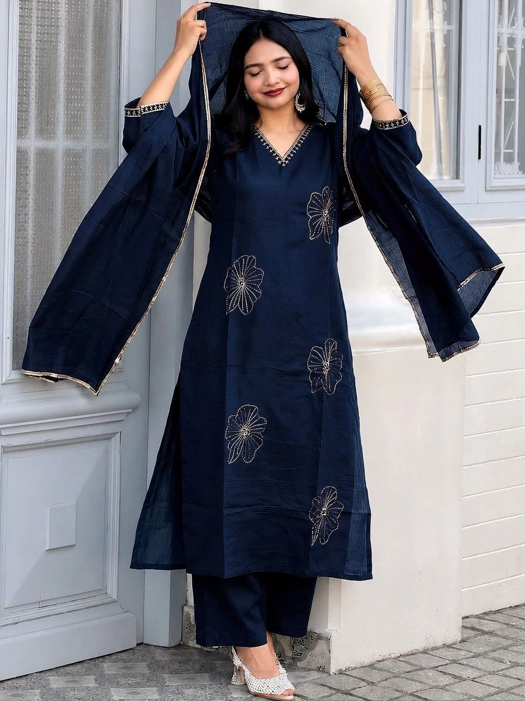 DRESSIFY Women Floral Embroidered Regular Thread Work Chanderi Silk Kurta with Trousers & With Dupatta - view 1