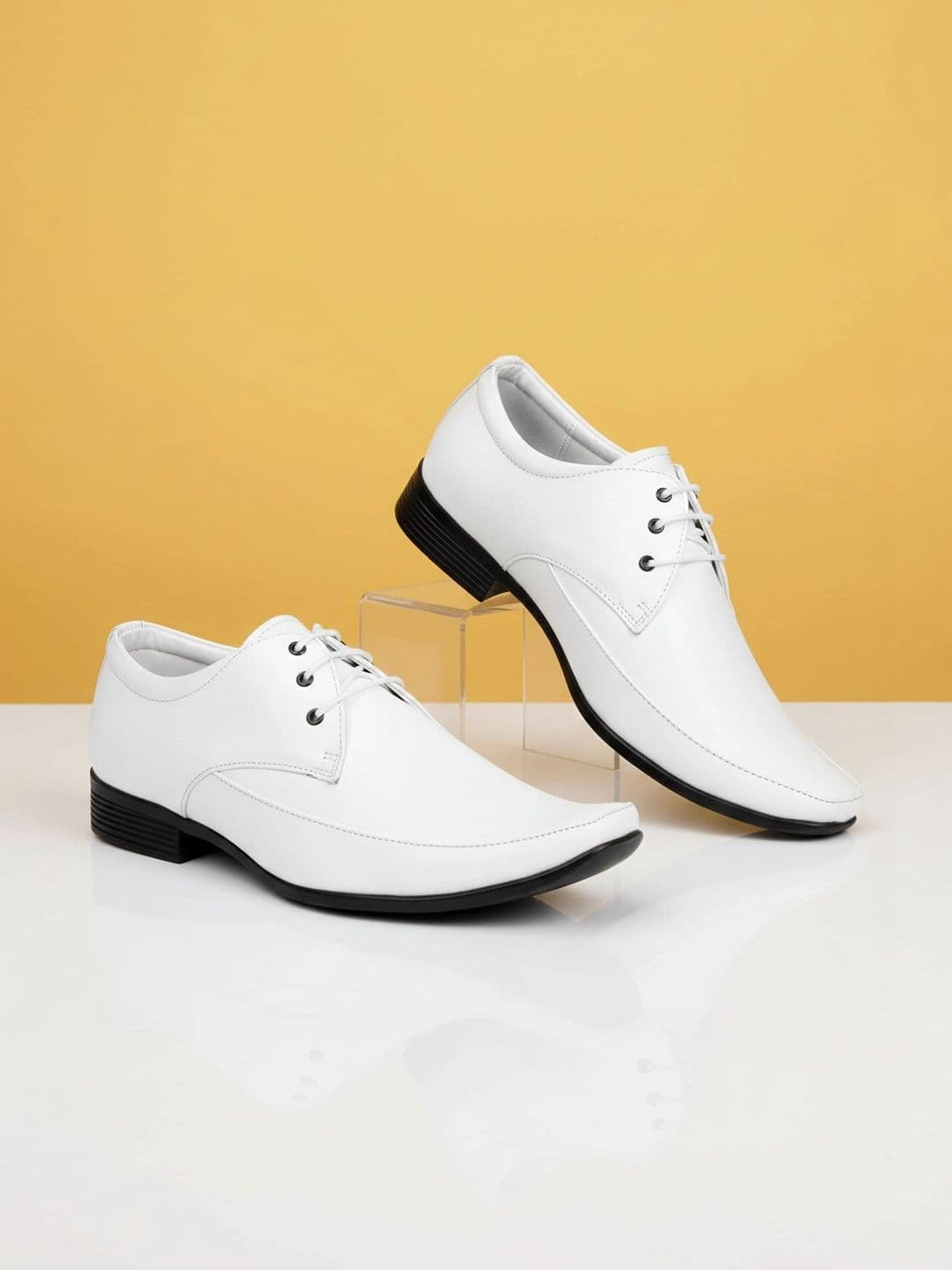 Vitoria Men Pointed Toe Lace-Ups Derbys Formal Shoes With Cap - view 1