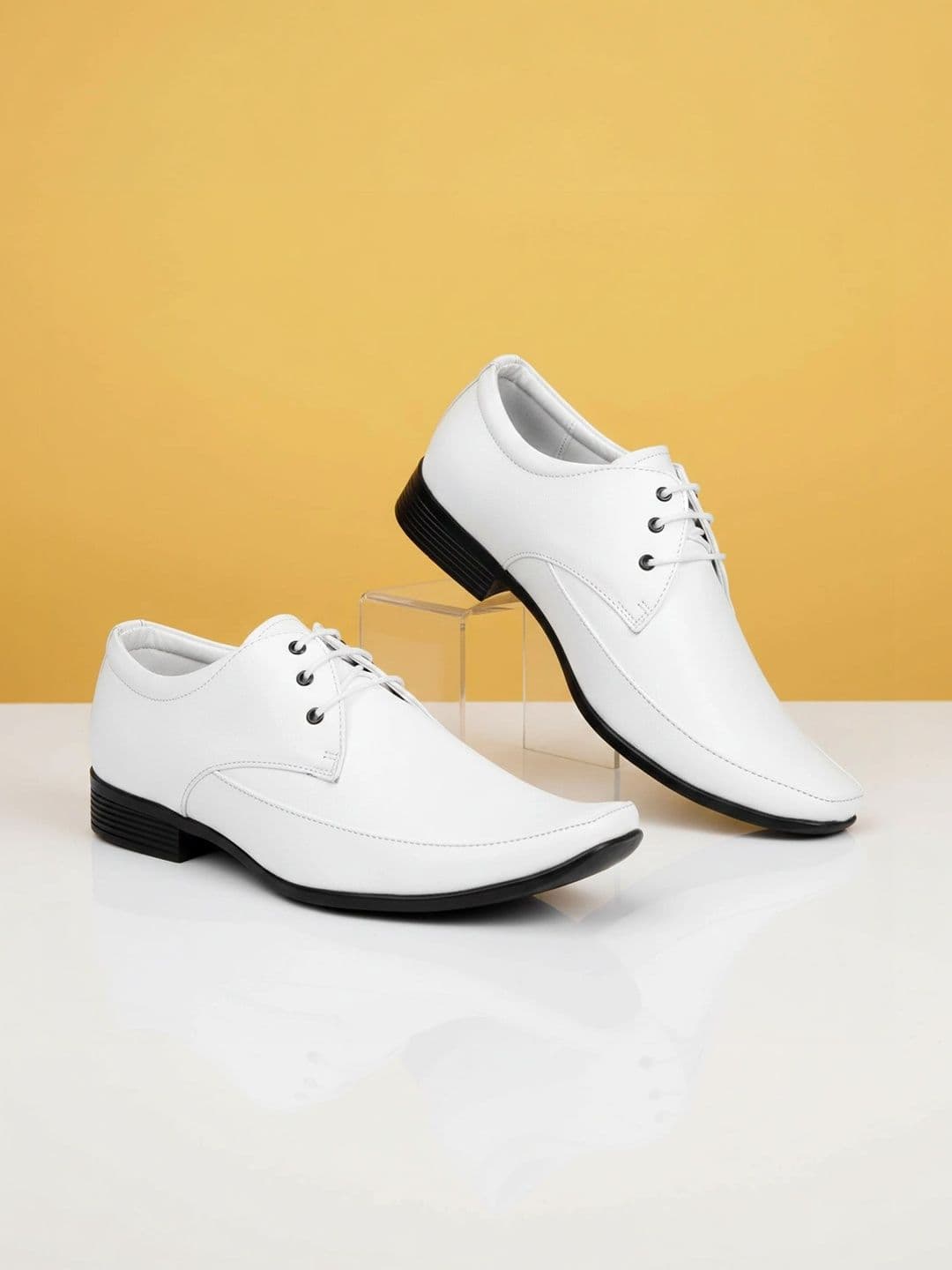 Vitoria Men Pointed Toe Lace-Ups Derbys Formal Shoes With Cap - view 1