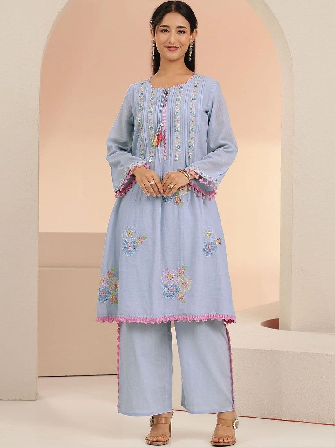 Libas Women Floral Embroidered Regular Thread Work Kurta with Palazzos - view 1