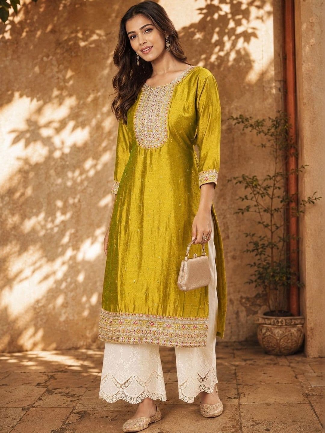 CREATIVE KORNER Women Embroidered Thread Work Grandeur & Majestic Artwork Kurta - view 1