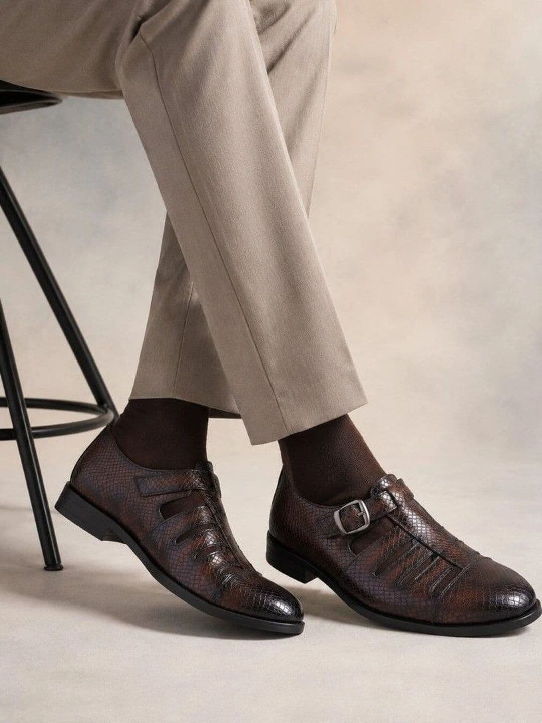 House of Pataudi Men Fisherman Sandals - view 1