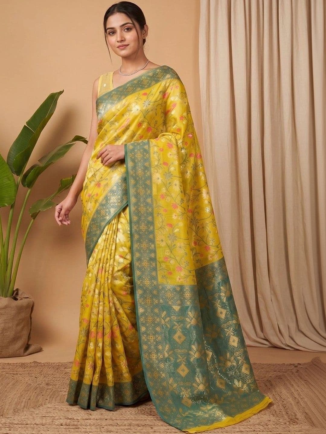 R K MANIYAR Floral Zari Pure Cotton Designer Saree - view 1
