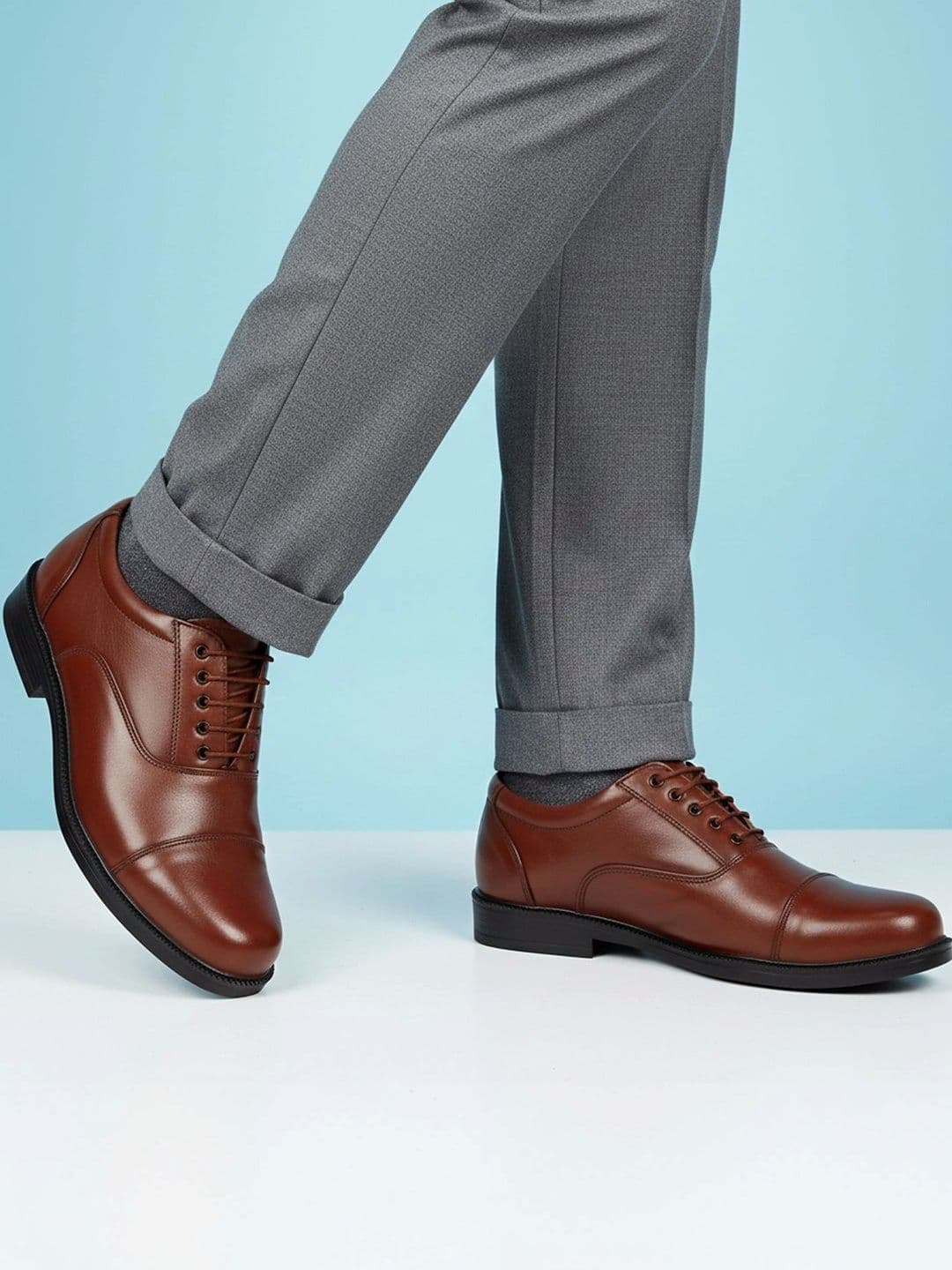 Vitoria Men Round Toe Lace-Ups Oxfords Formal Shoes With Cap - view 1
