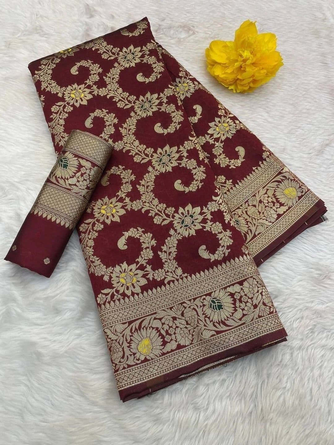 ADIANADI Women Zari Silk Cotton Banarasi Saree - view 1