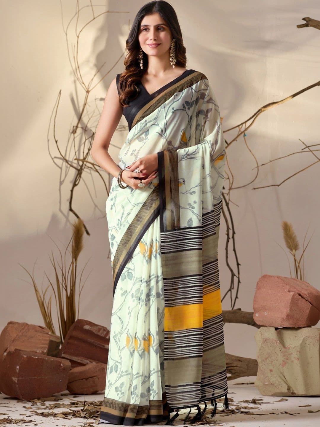 Panzora Ethnic Motifs Poly Georgette Designer Saree - view 1