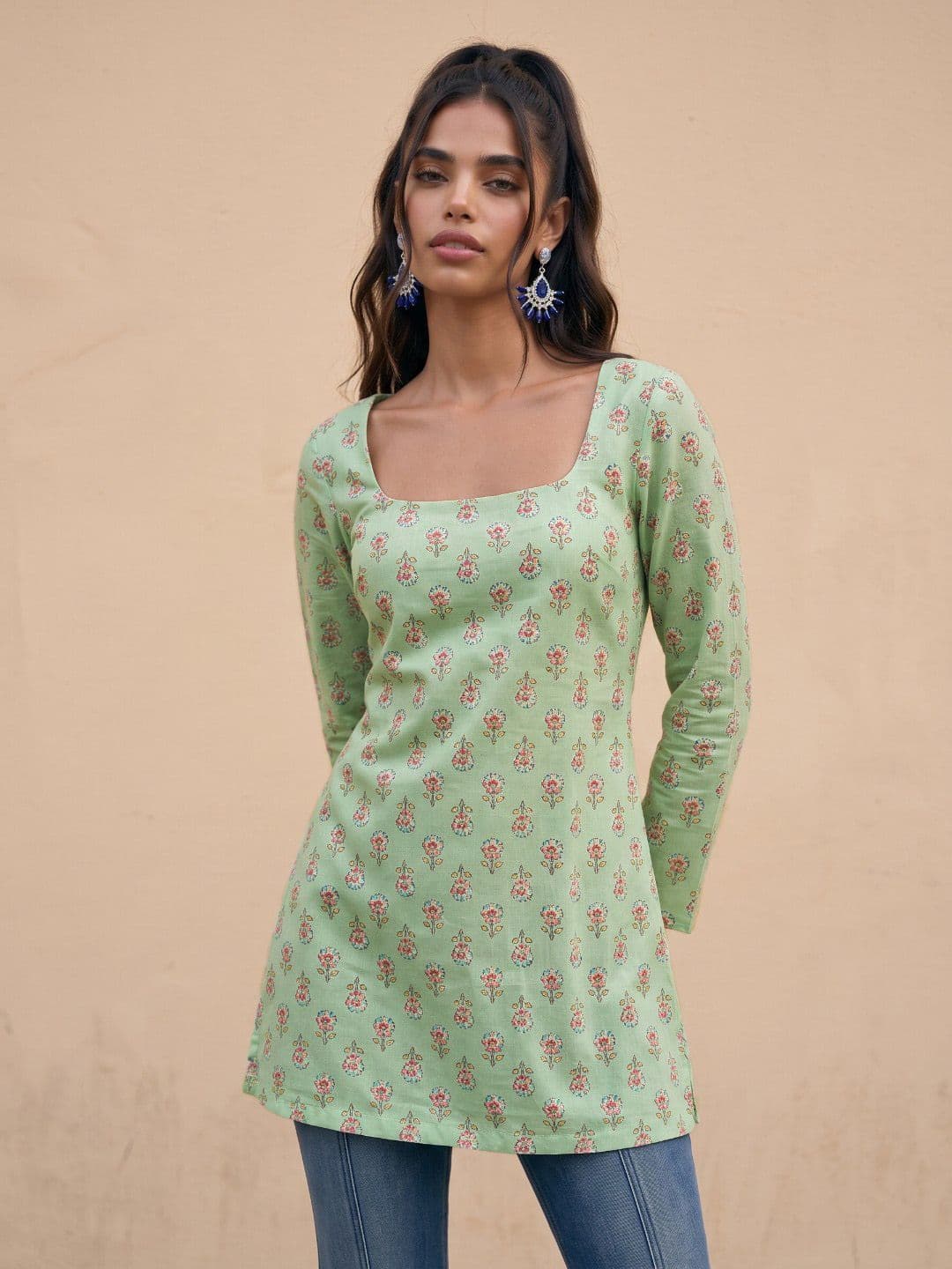 fusion by glitchez Floral Printed Square Neck Pure Cotton Kurti - view 1