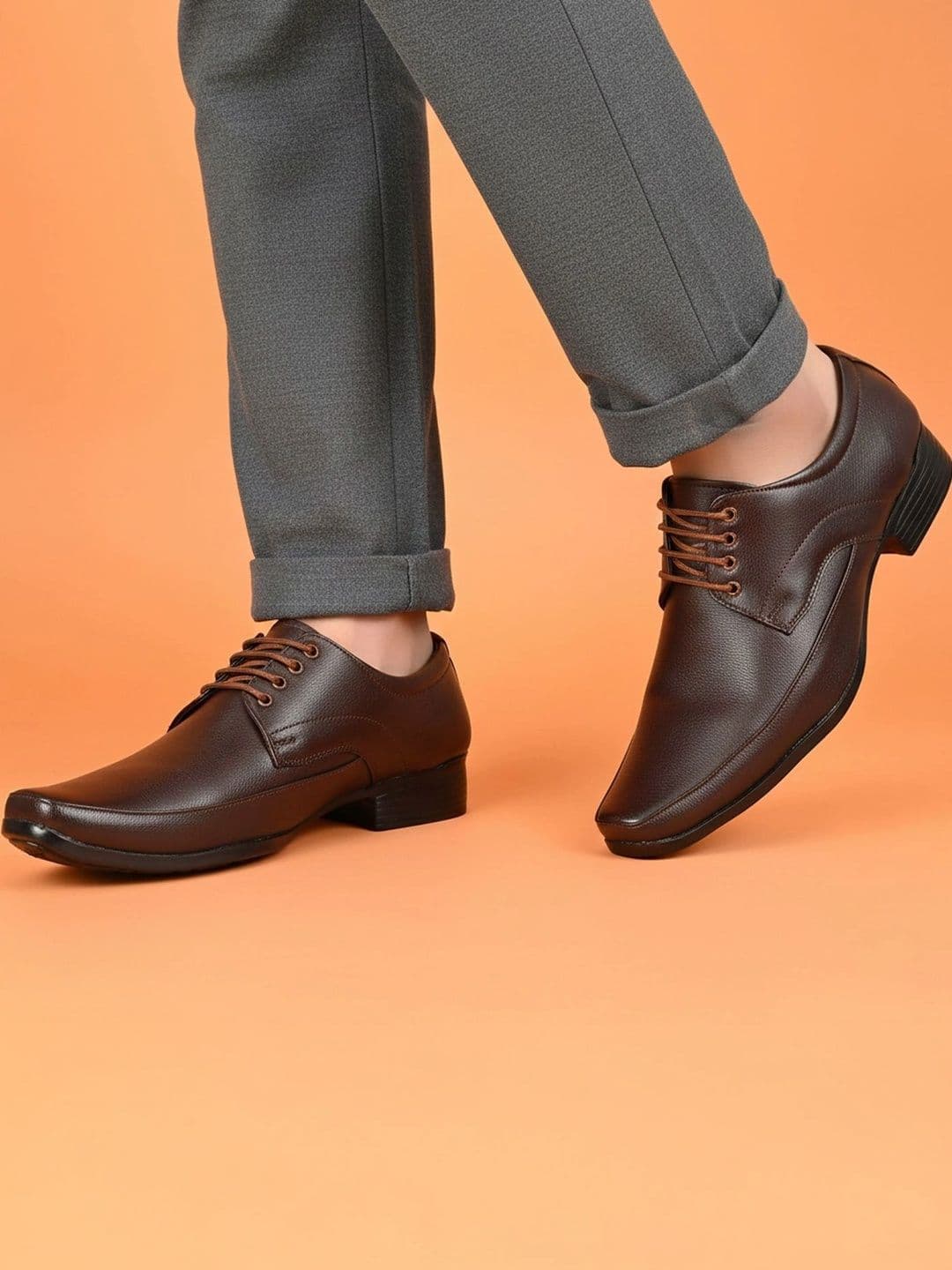 Vitoria Men Textured Square Toe Lace-Ups Derbys Formal Shoes With Cap - view 1