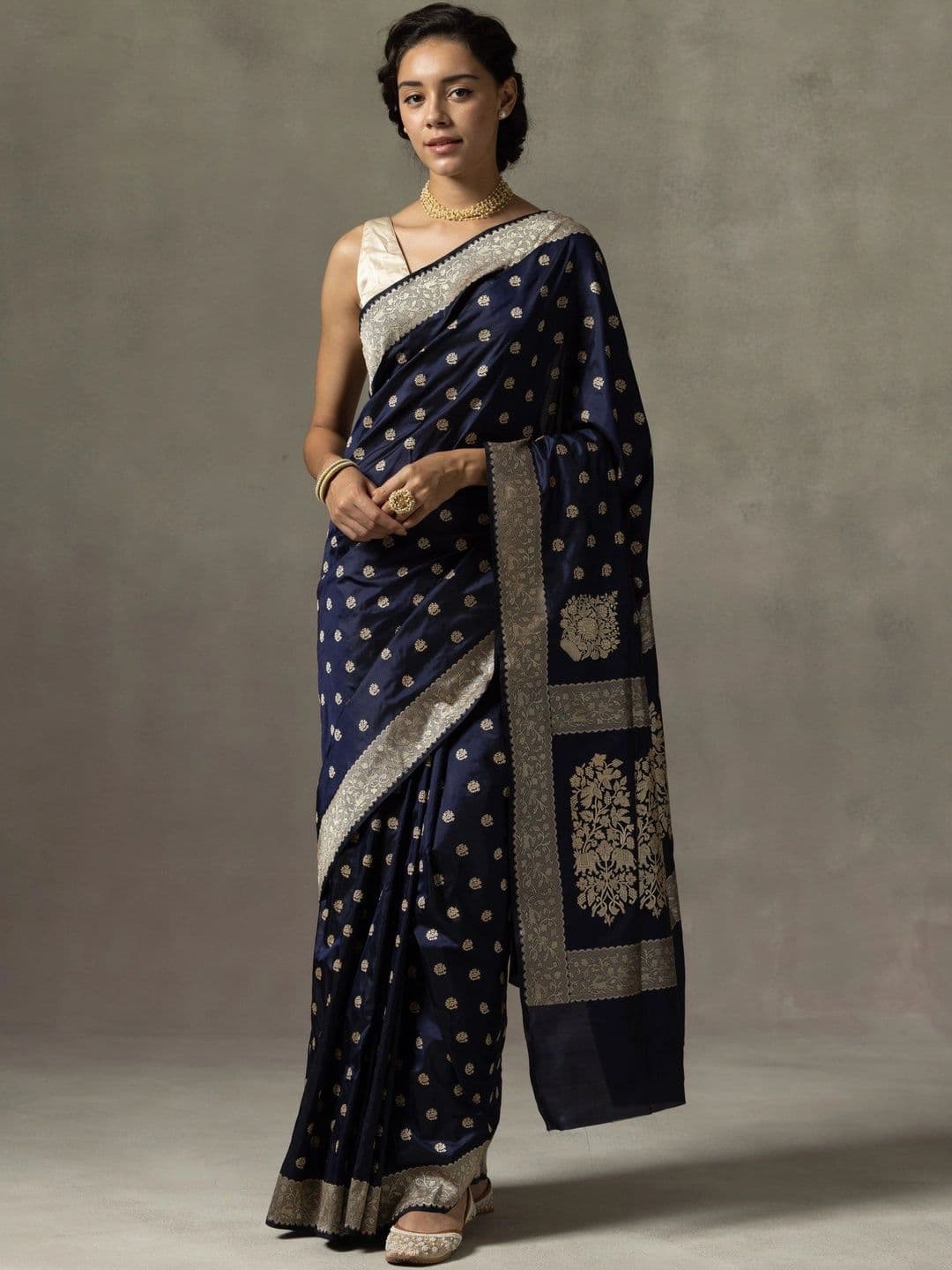 JIVUBA Woven Design Zari Art Silk Designer Banarasi Saree - view 1