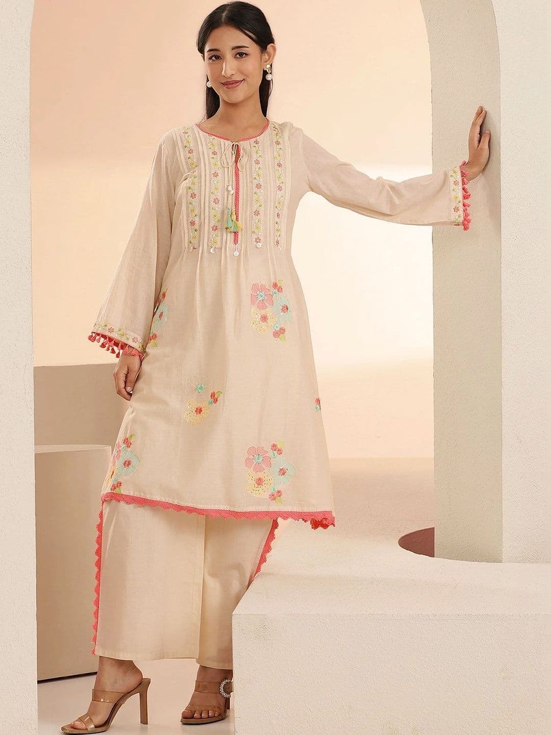 Libas Women Floral Embroidered Regular Thread Work Kurta with Palazzos - view 1