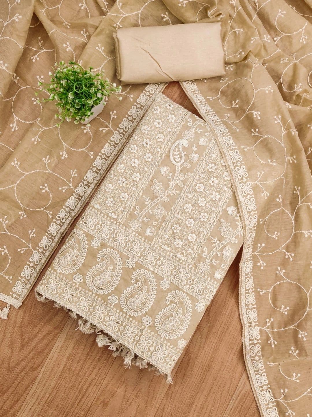 Dhaaga Ghar Embroidered Unstitched Dress Material - view 1