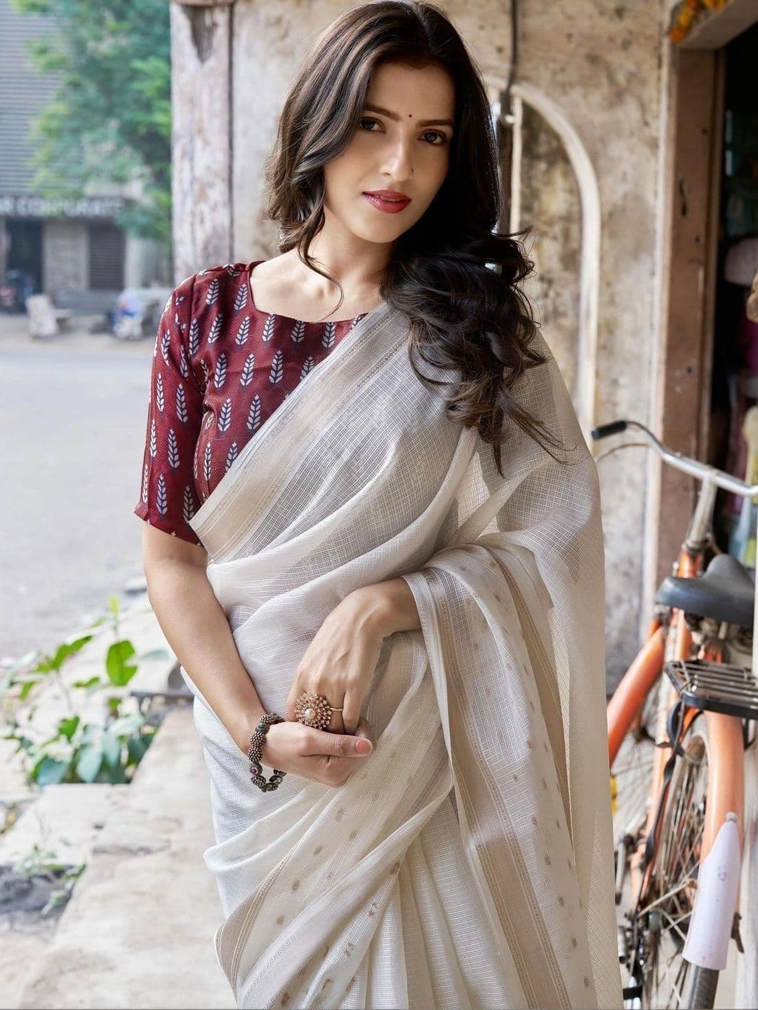 SVPrints Striped Mukaish Jute Silk Designer Kota Saree - view 1
