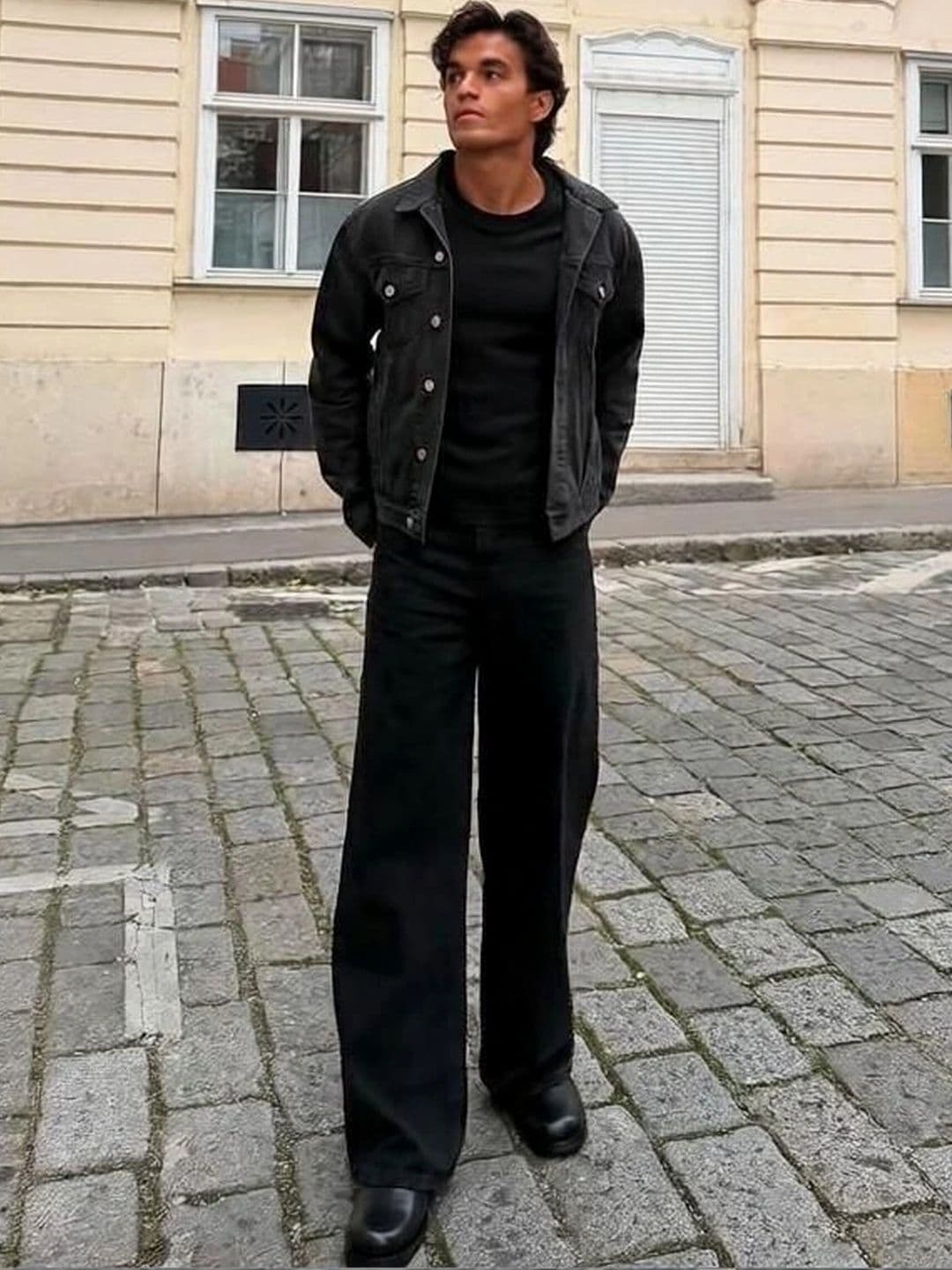 Gaucha Men Relaxed Fit Mid-Rise Stretchable Jeans - view 1