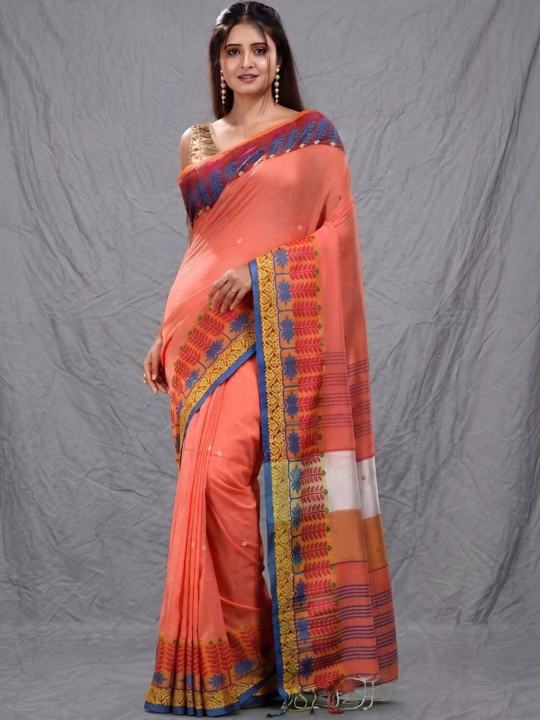 Charukriti Woven Design Pure Cotton Handloom Saree - view 1