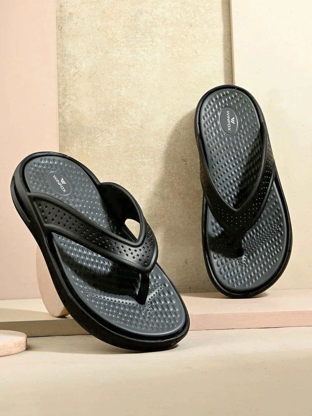 WINFOX Men Thong Flip-Flops - view 1