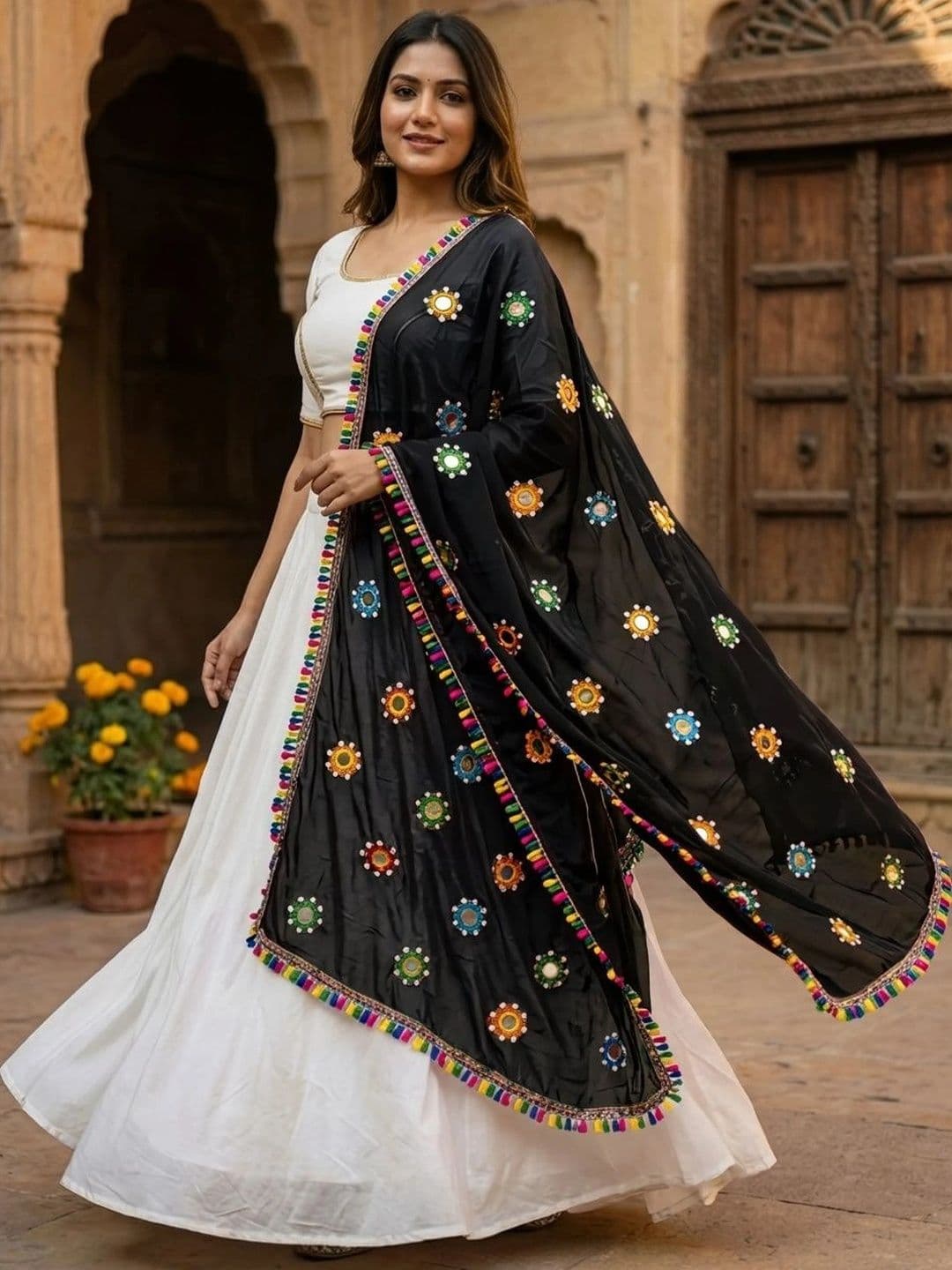 TAMNNA DUPATTA HUB Ethnic Motifs Dupatta with Mirror Work - view 1