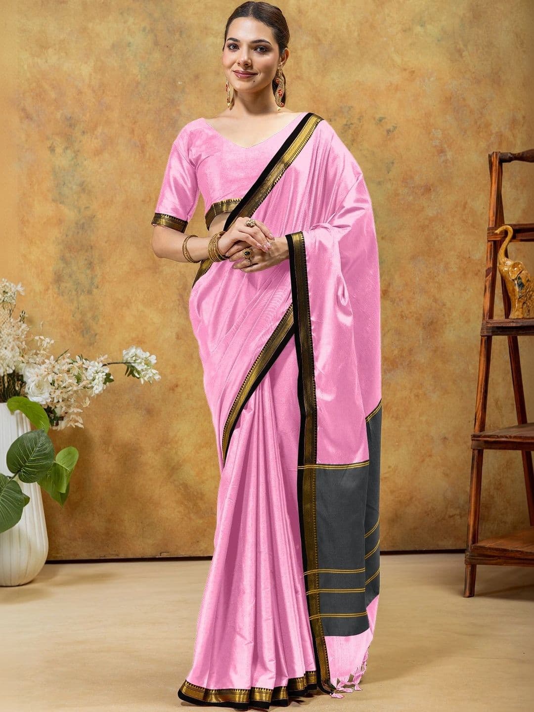 UMANTA Woven Design Zari Designer Gadwal Saree - view 1