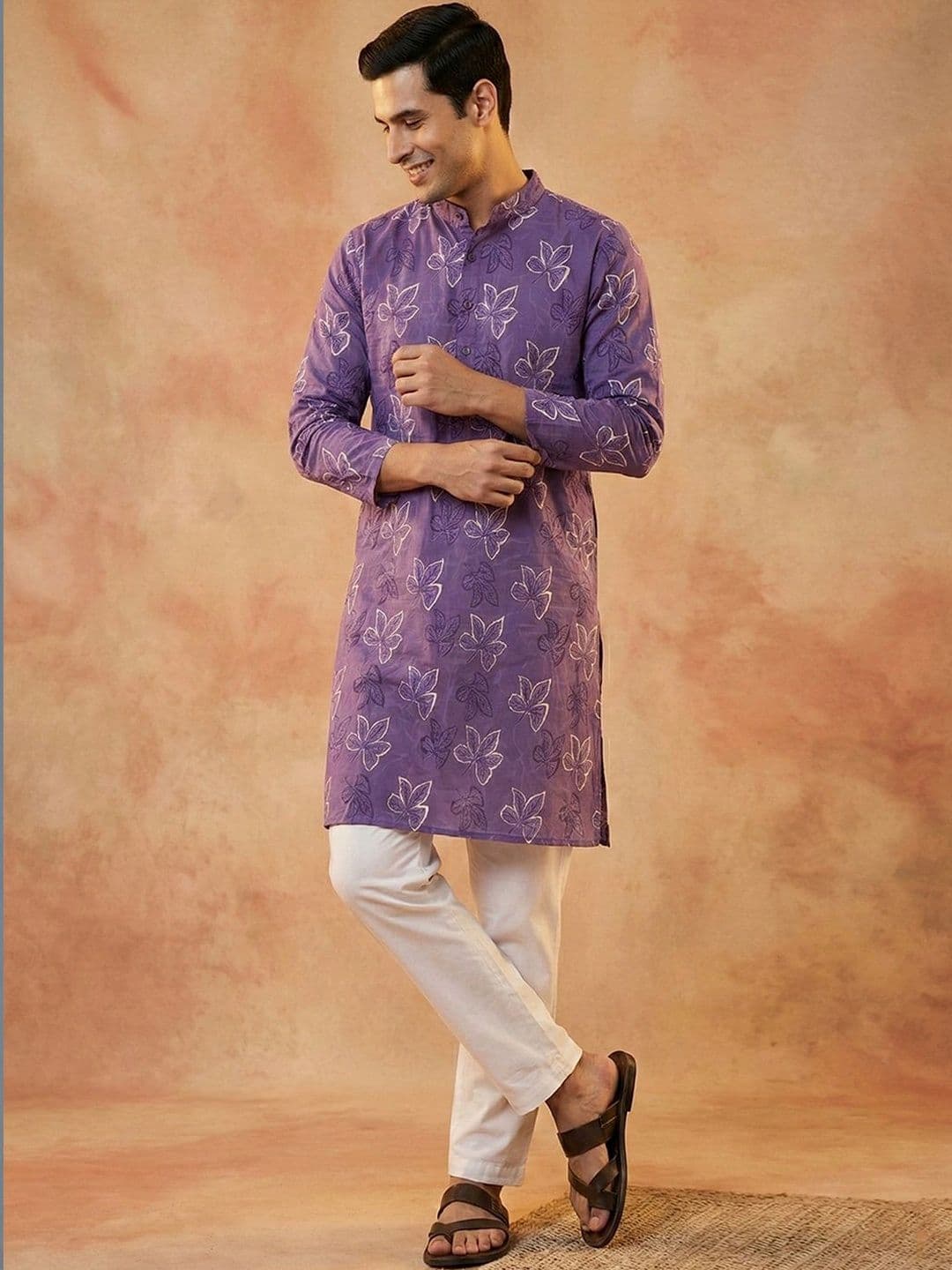 House of Pataudi Men Floral Printed Floral Kurta - view 1