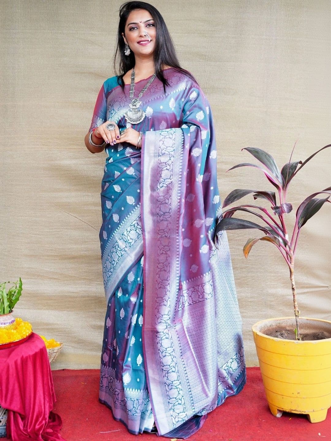Dhaaga Ghar Woven Design Zari Art Silk Banarasi Saree - view 1