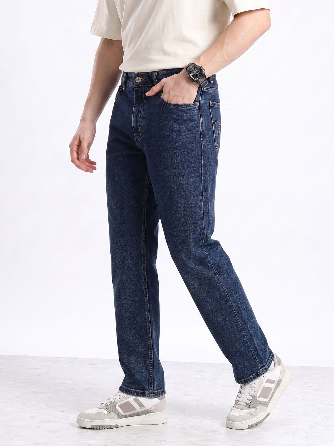 Aeropostale Men Light Fade Stretchable Jeans - view 1