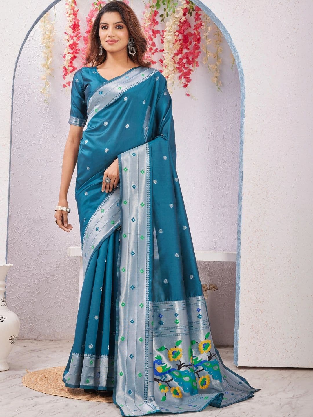 HERE&NOW Woven Design Zari Art Silk Fusion Banarasi Saree - view 1