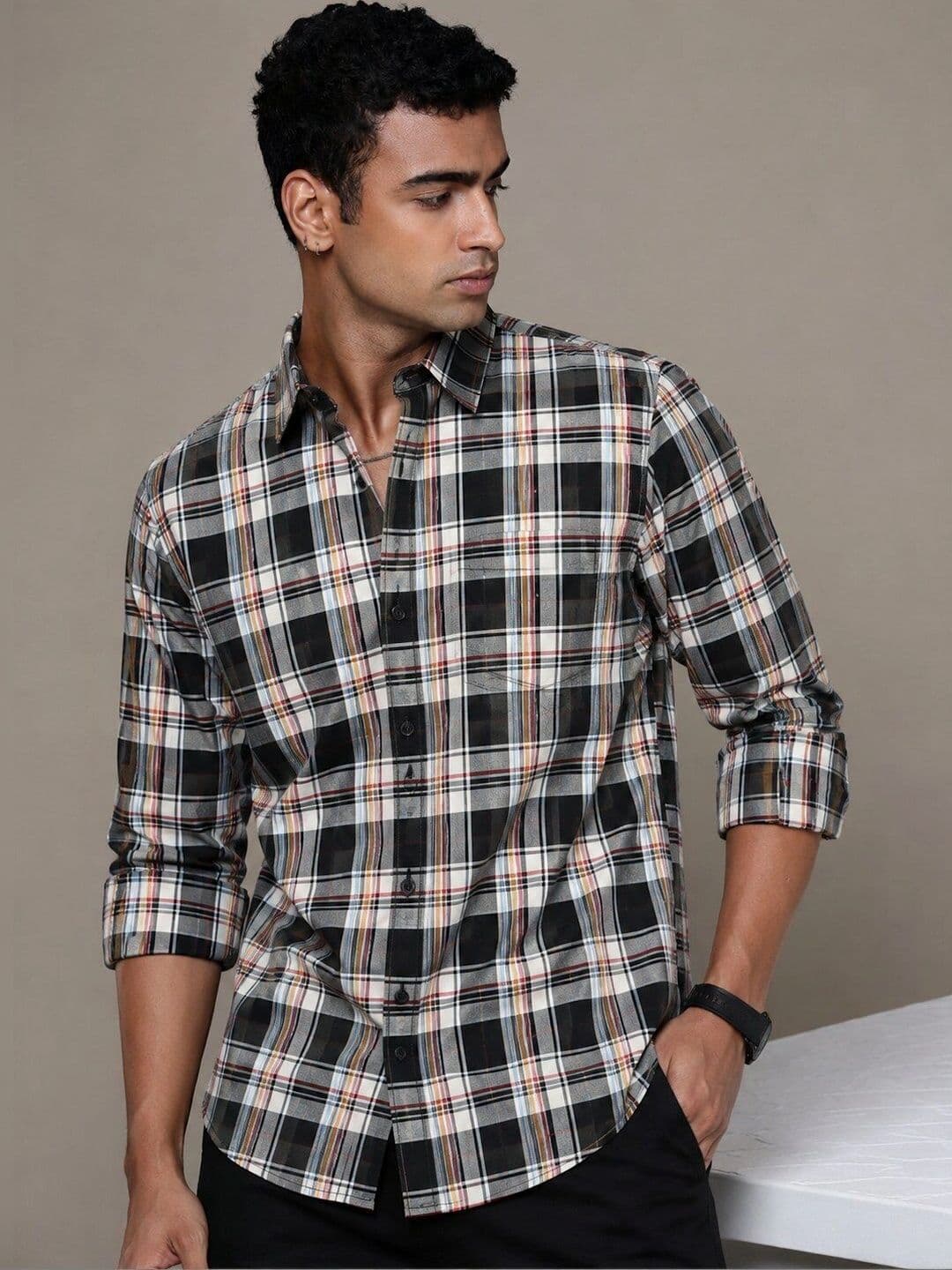 Roadster Men Classic Checked Casual Shirt - view 1