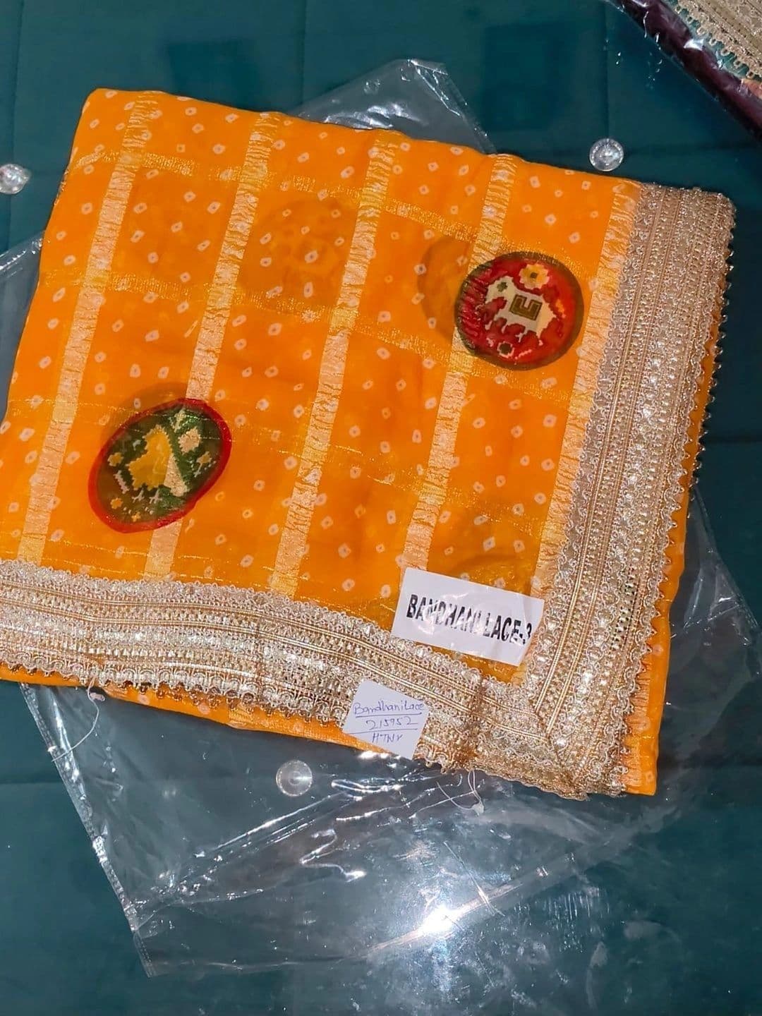 Univellas Bandhani Pure Chiffon Bandhani Saree - view 1
